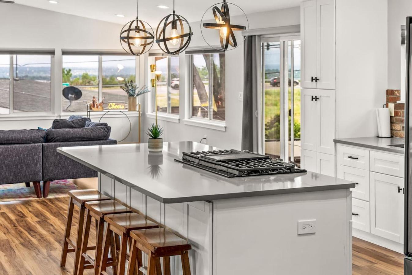The Foundry House Eclectic 5BR Family Retreat
