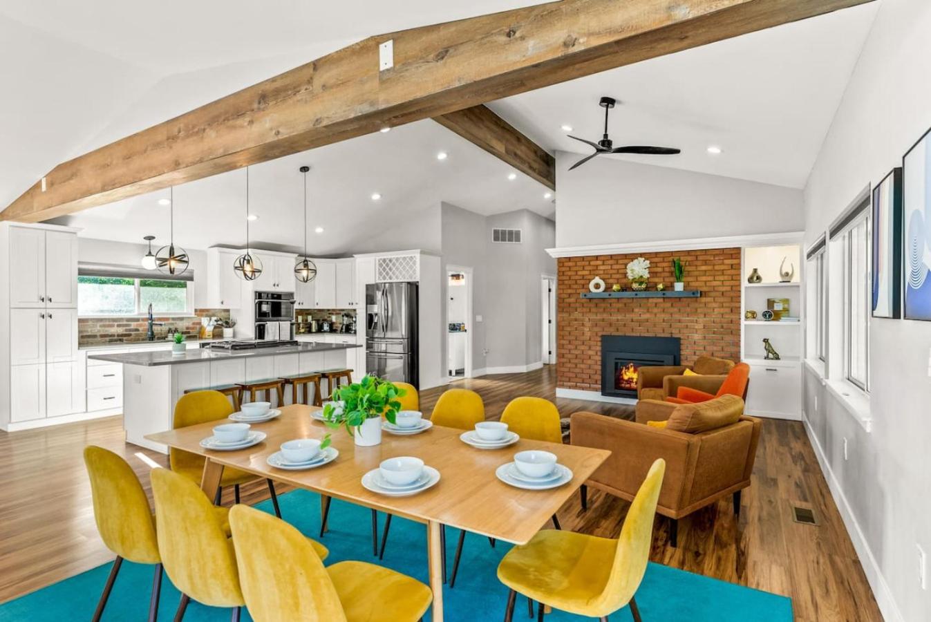 The Foundry House Eclectic 5BR Family Retreat