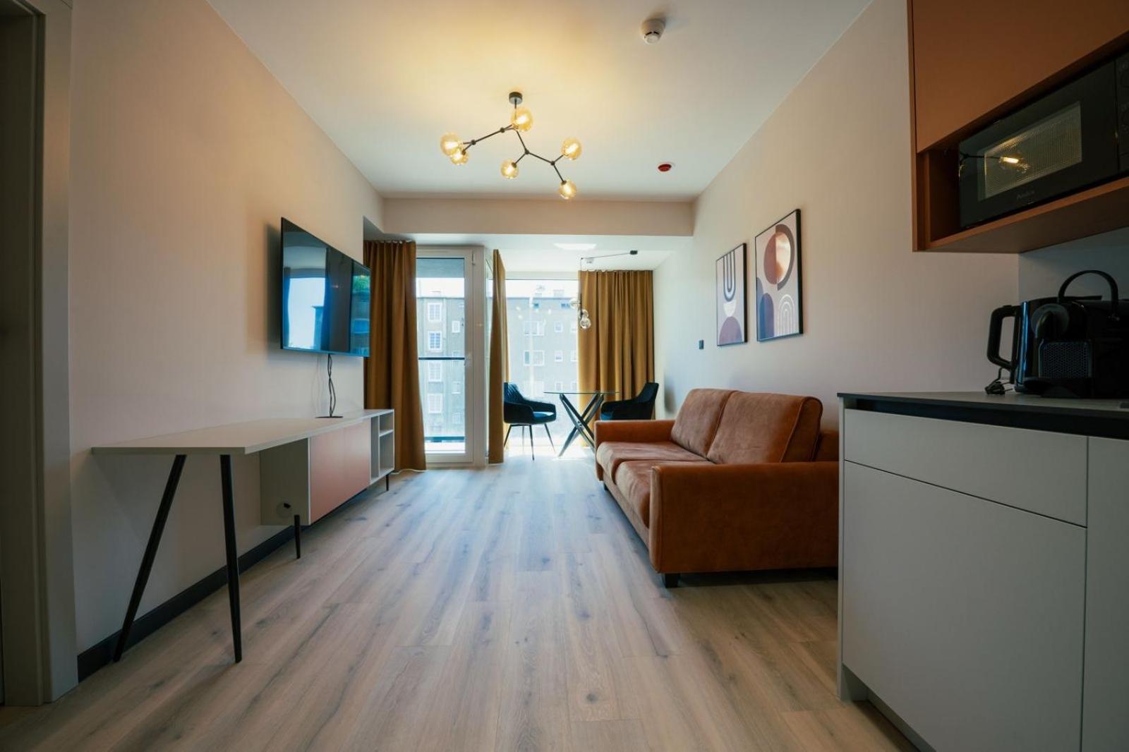 K52 Apartments
