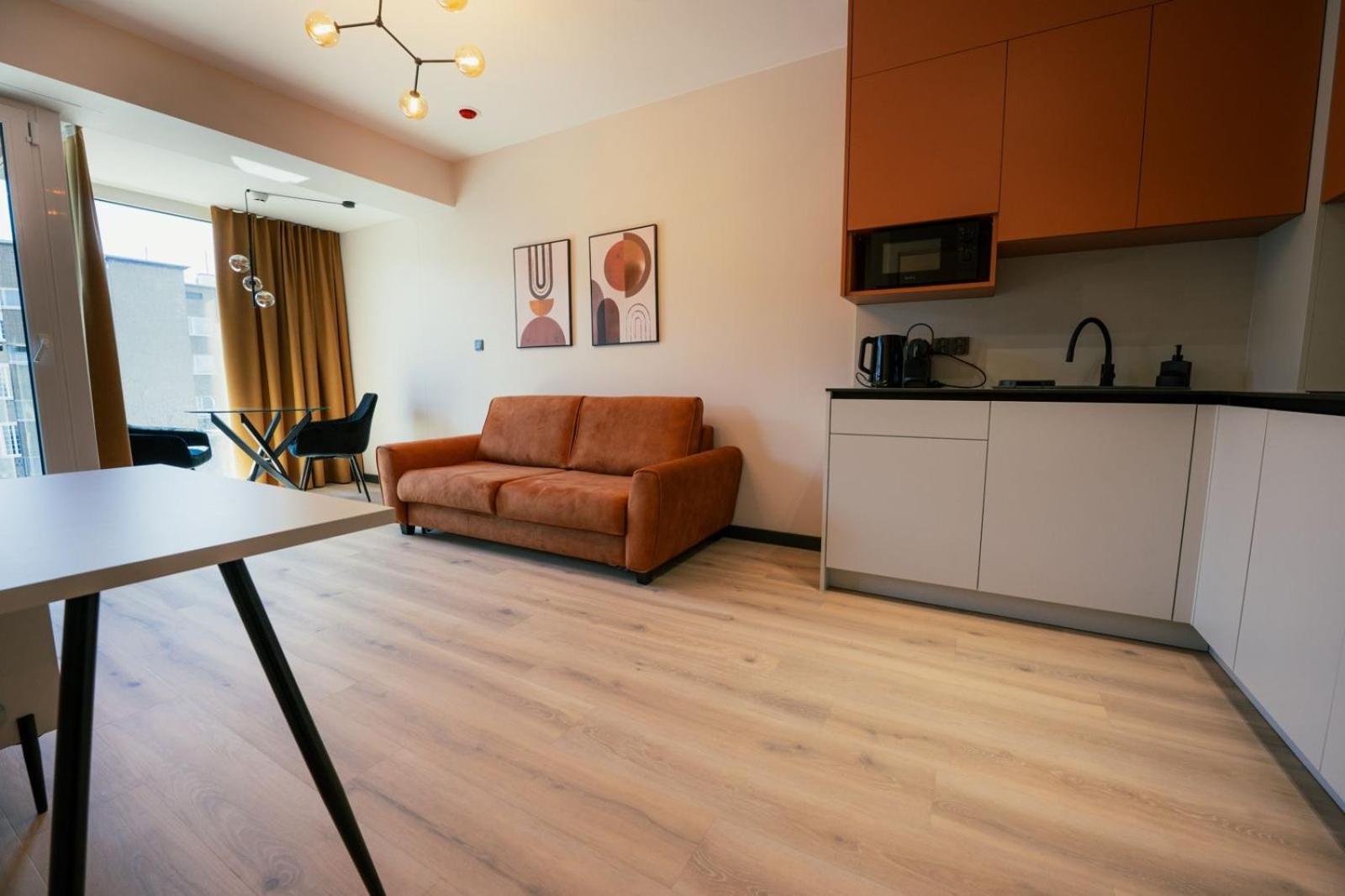 K52 Apartments