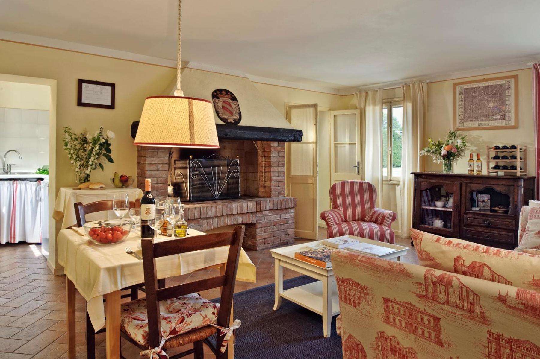 Agriturismo La Montecchia