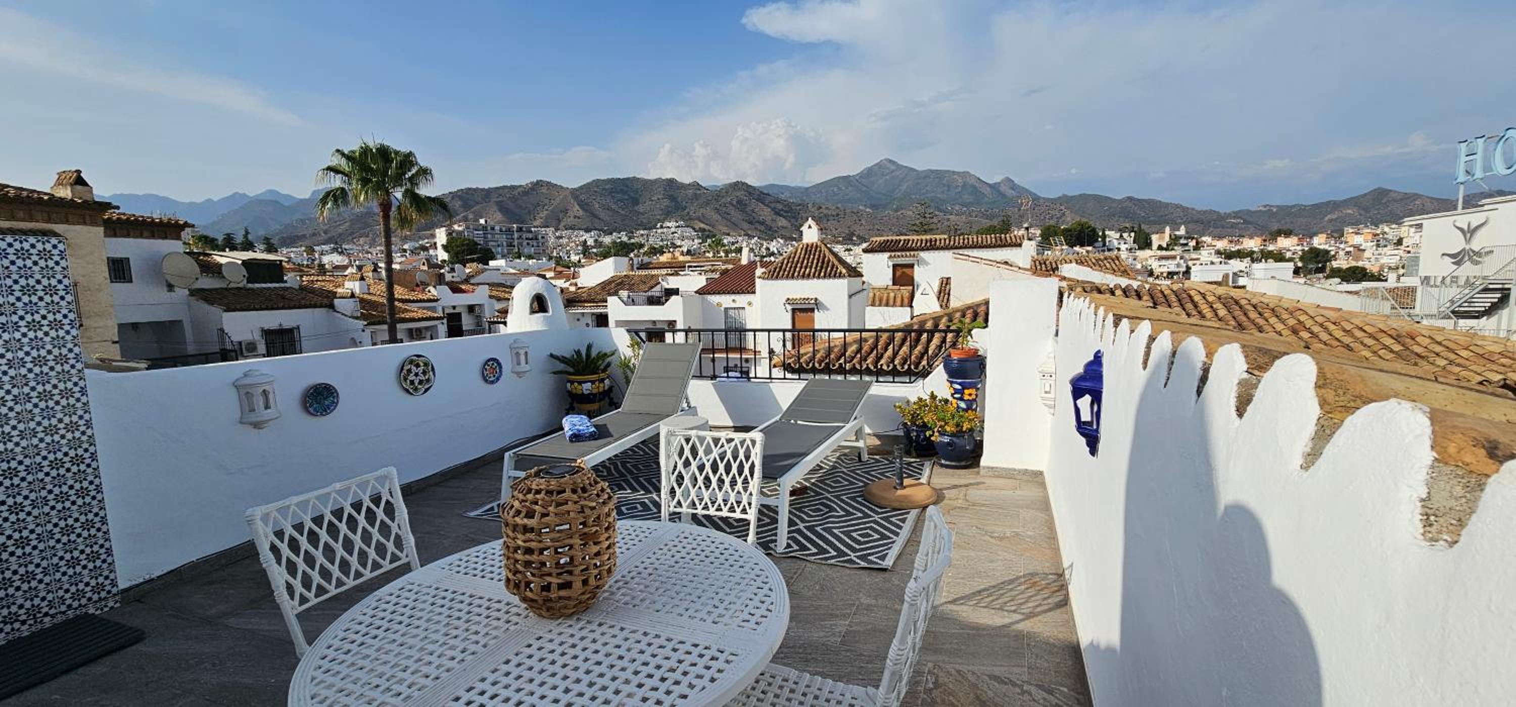 Pueblo Andaluz New Luxury Townhouse Centre Nerja