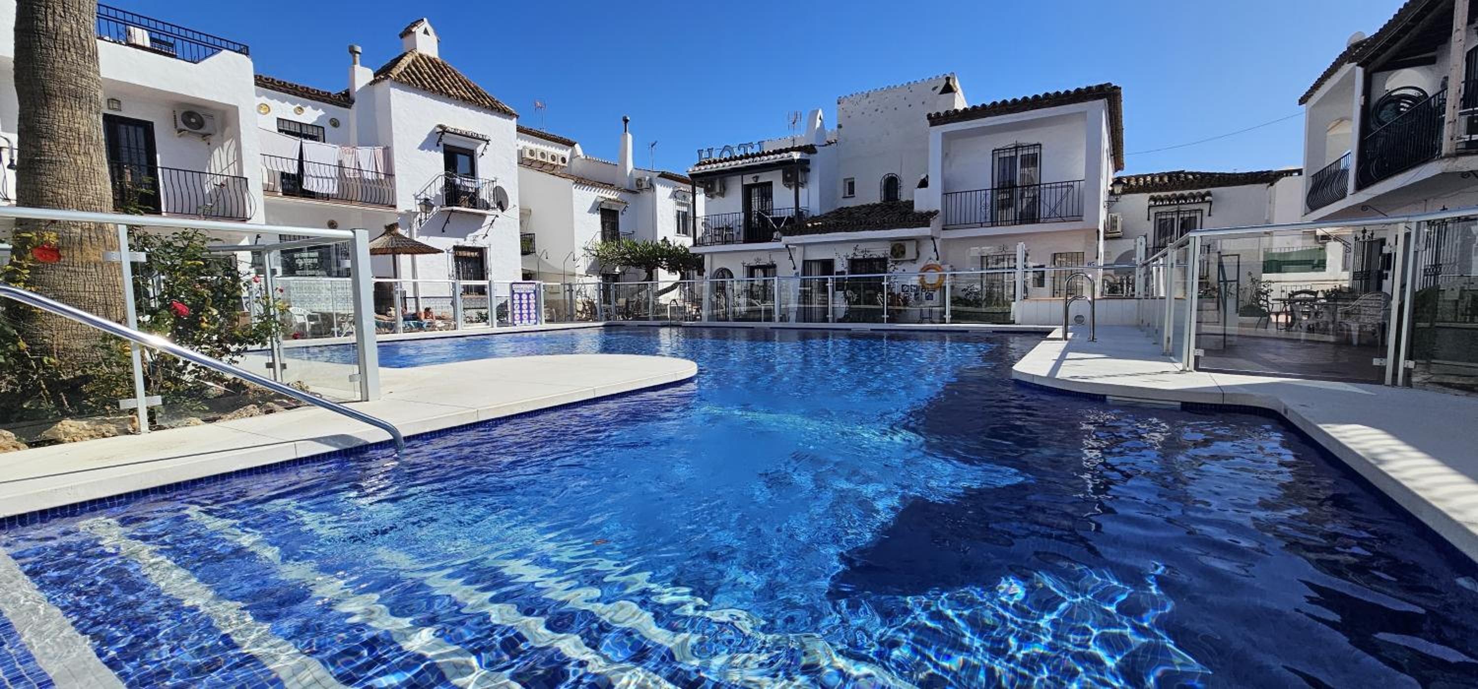 Pueblo Andaluz New Luxury Townhouse Centre Nerja