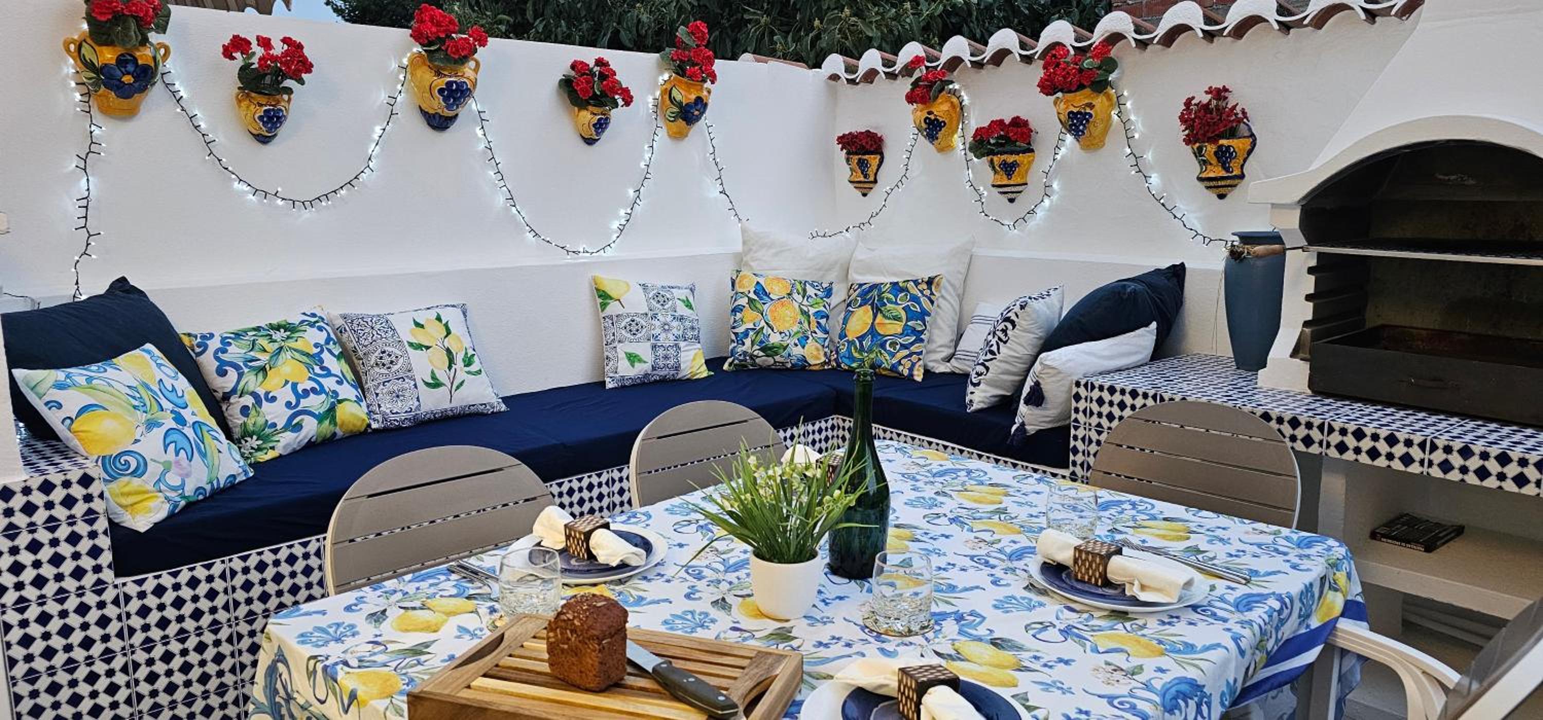 Pueblo Andaluz New Luxury Townhouse Centre Nerja