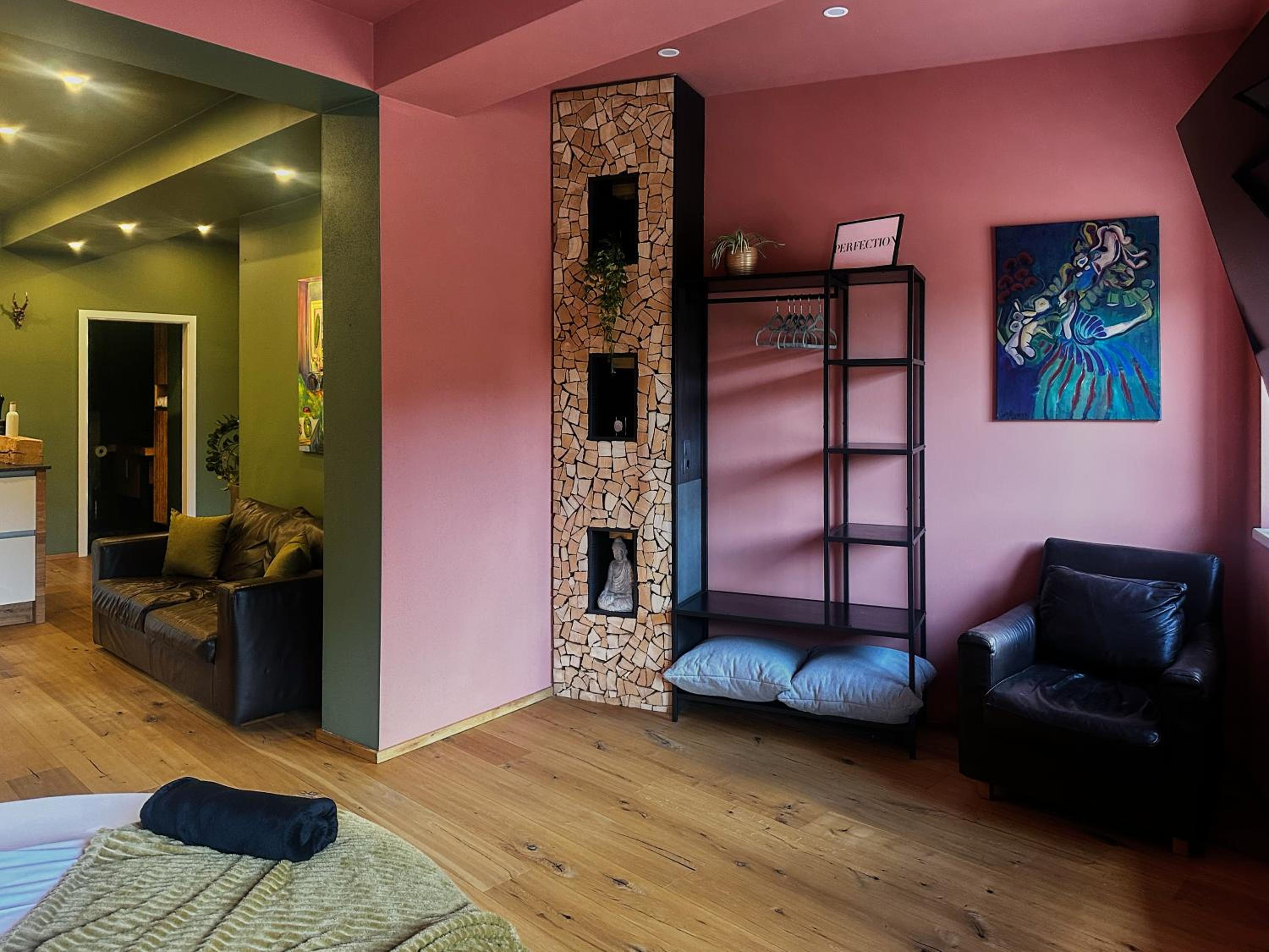 COLORGRAM Loft - by AlpenLuxus Collection