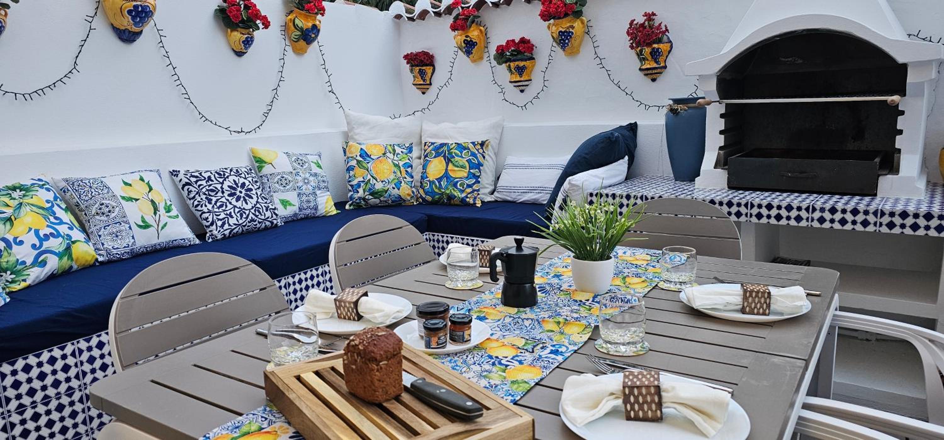 Pueblo Andaluz New Luxury Townhouse Centre Nerja