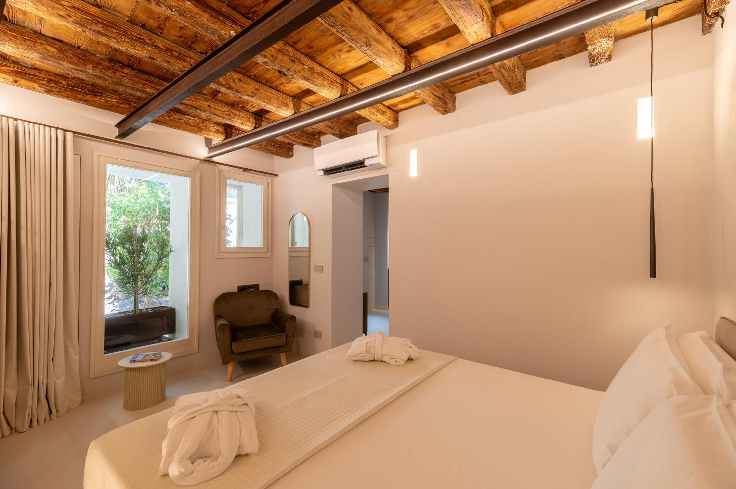 Re Carlo - Ortigia Luxury Suite