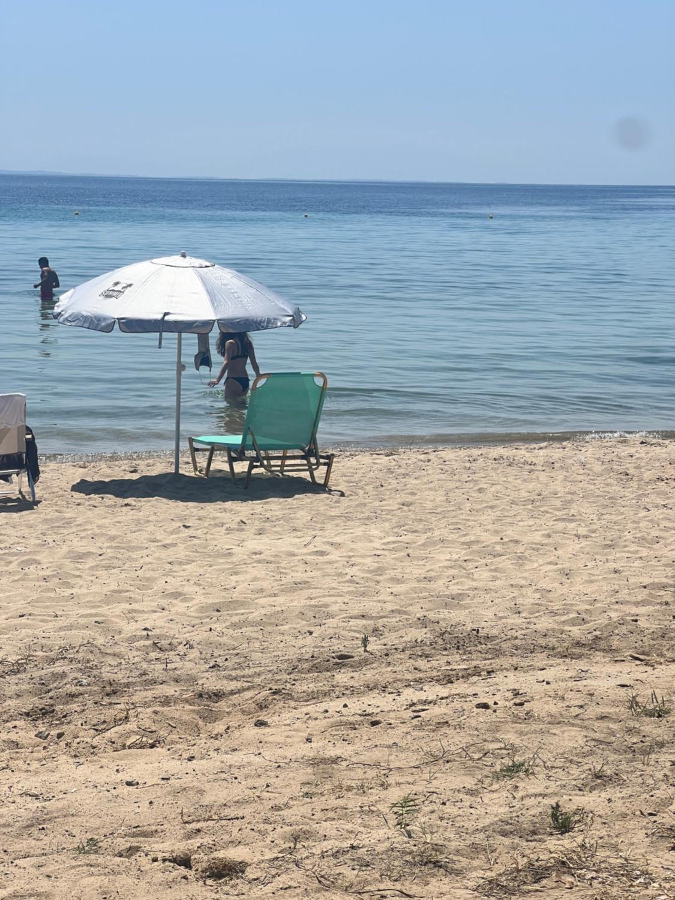 Paparouna Seaside House