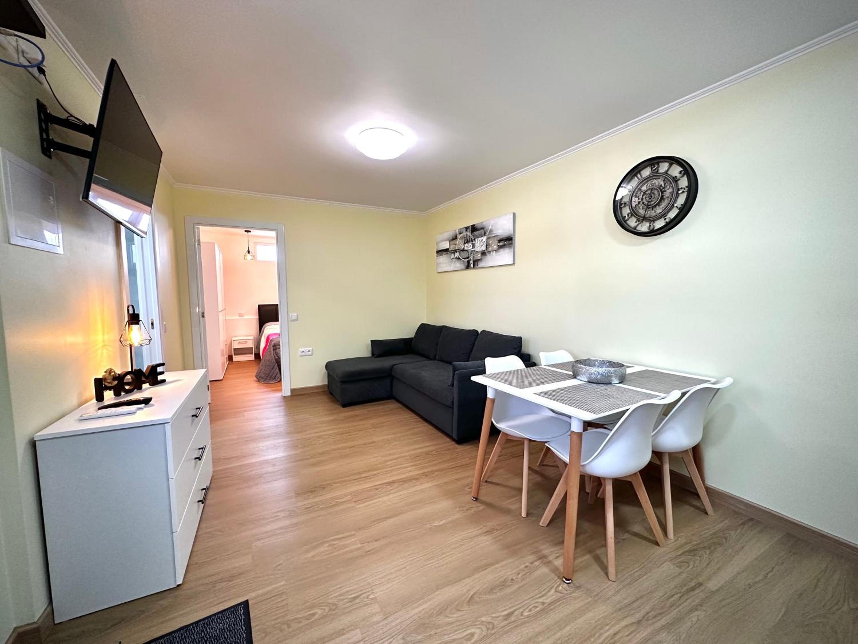 One-Bedroom House close to the Beach