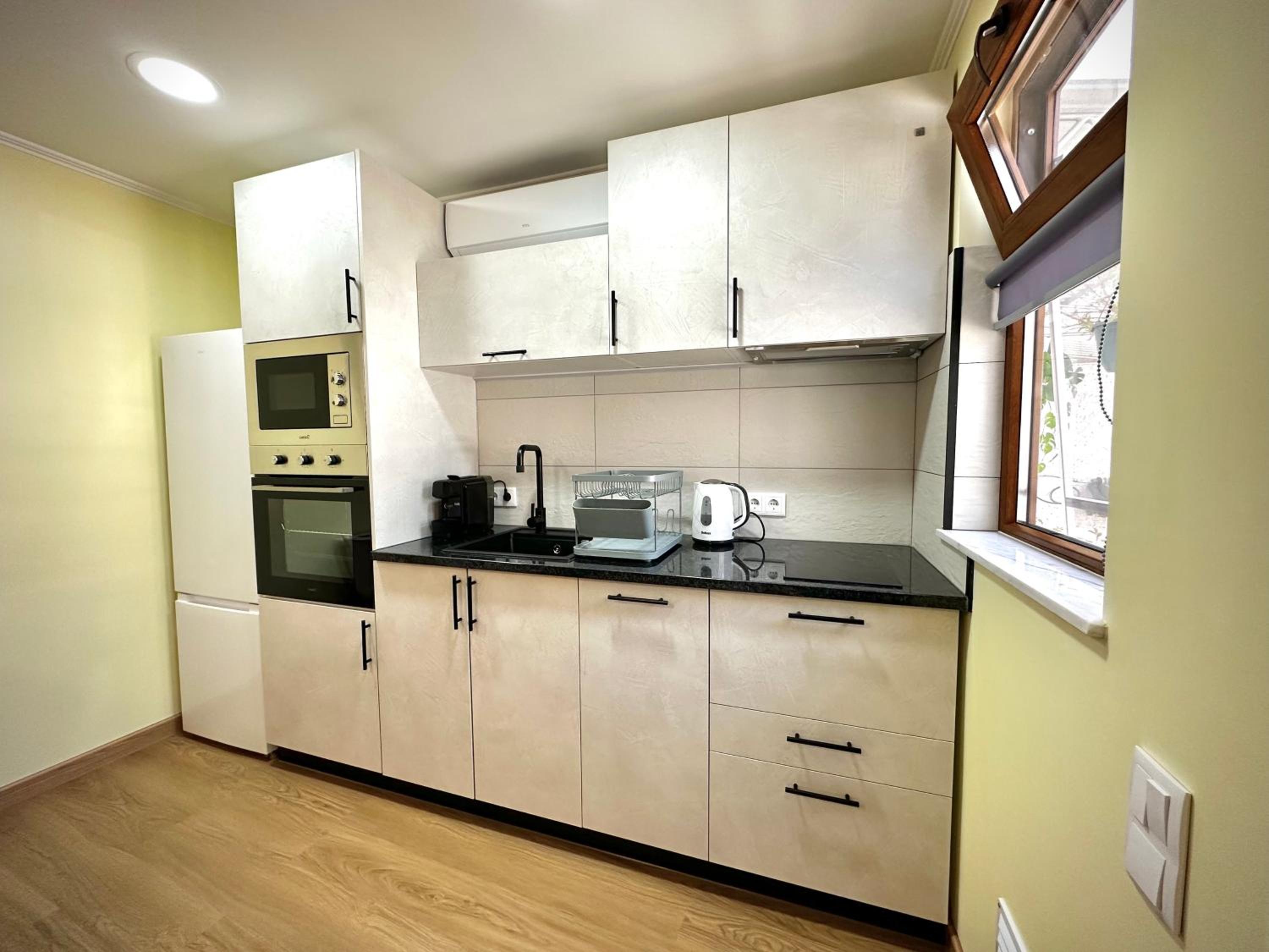 One-Bedroom House close to the Beach