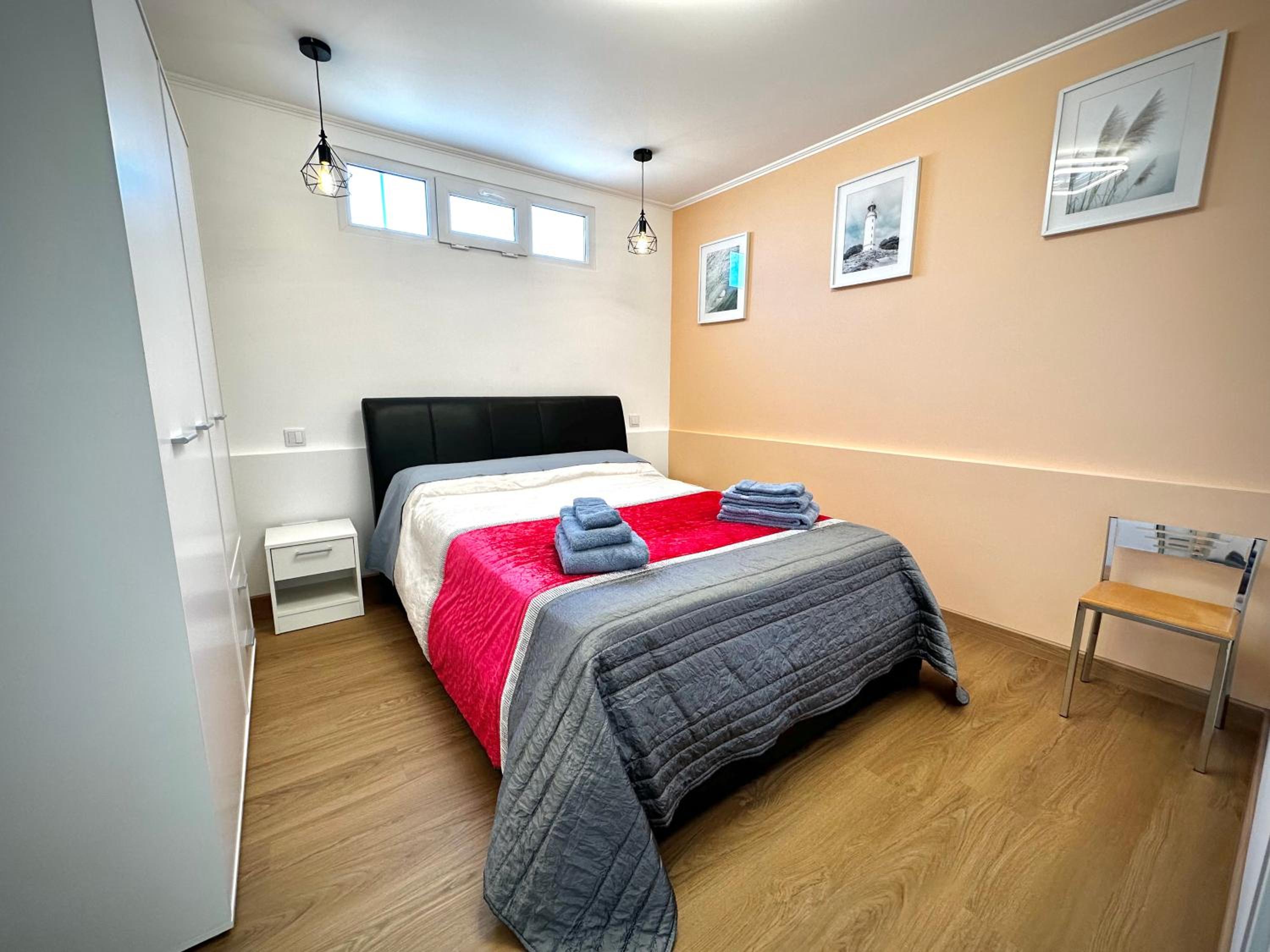 One-Bedroom House close to the Beach