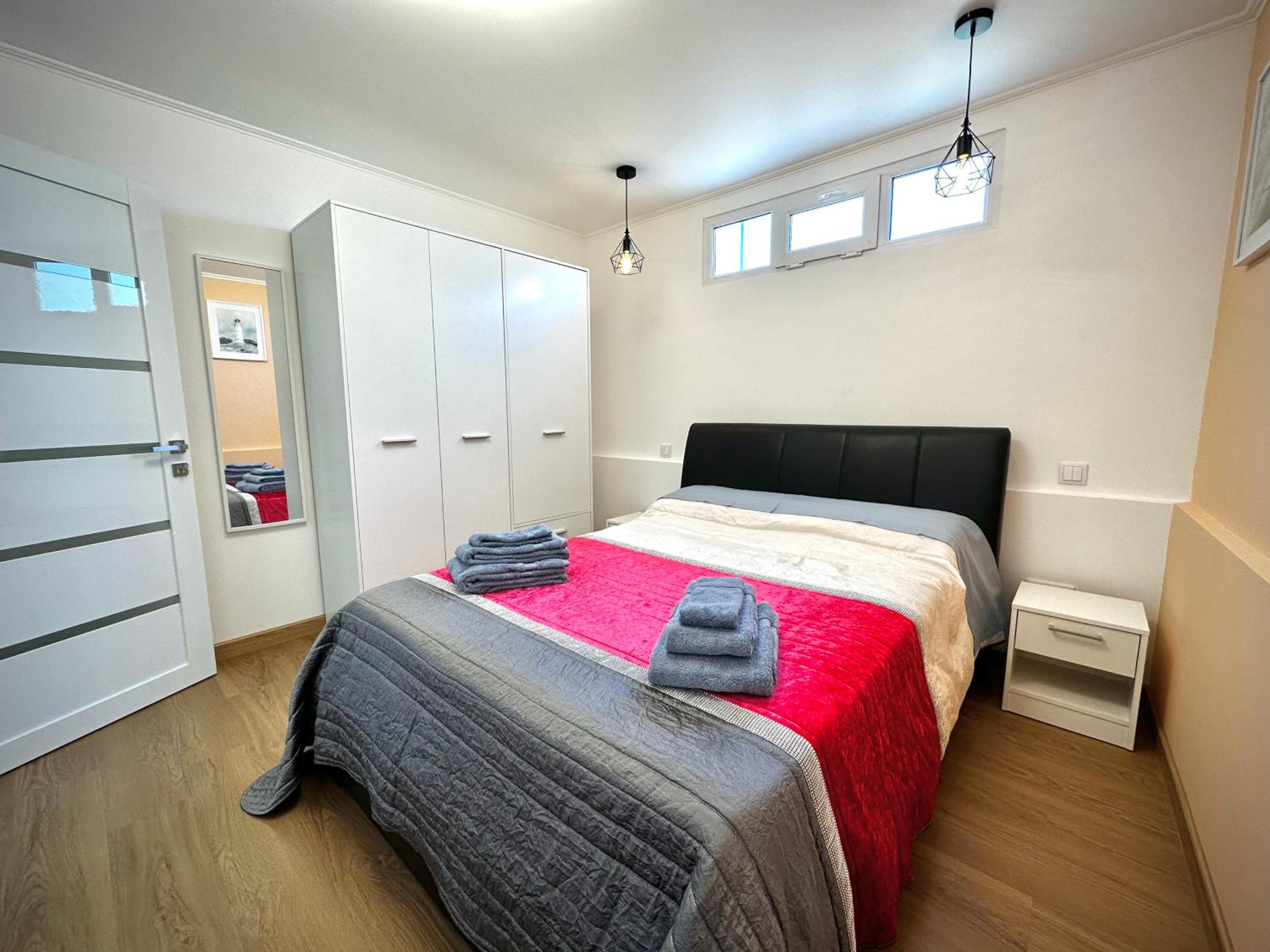 One-Bedroom House close to the Beach