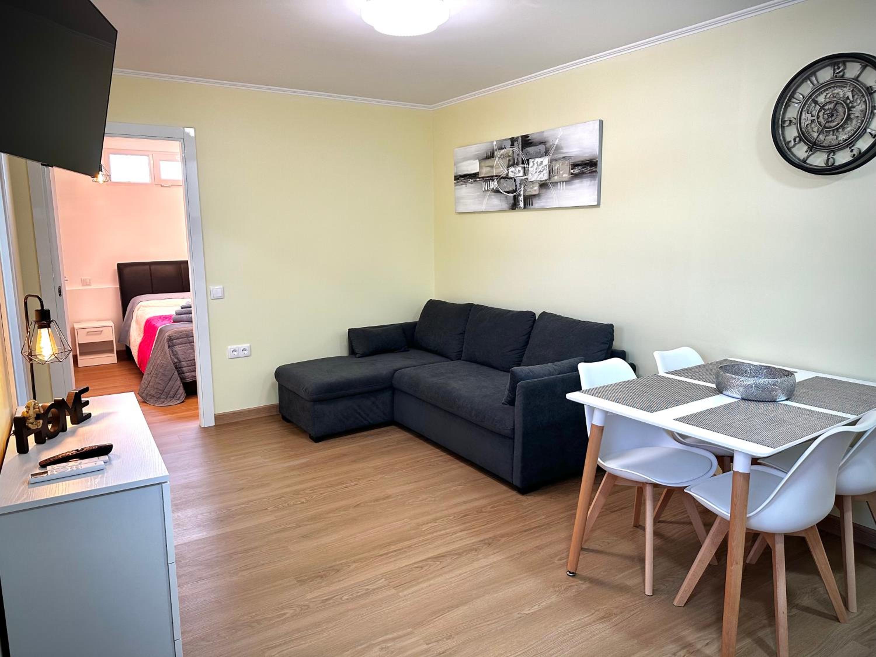 One-Bedroom House close to the Beach