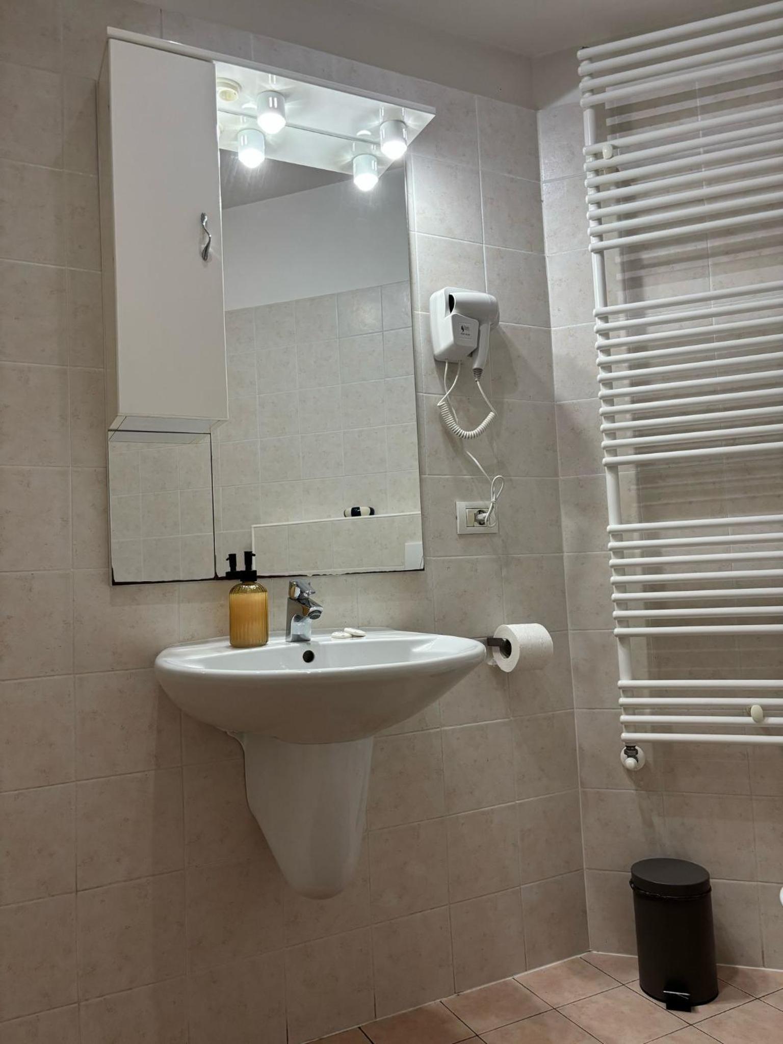 RingMo Apartment