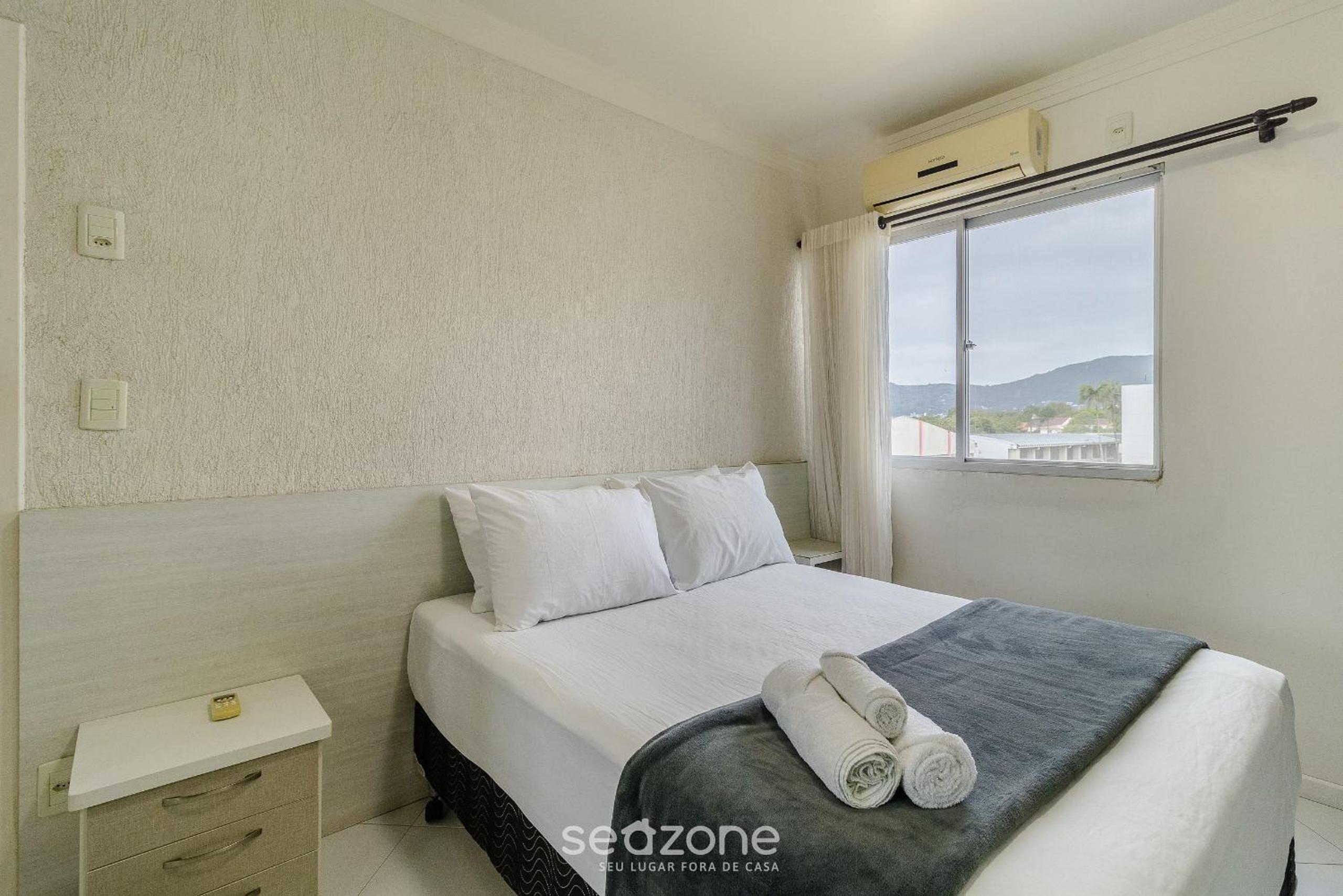 Complete apt w privileged location Floripa CSU0402