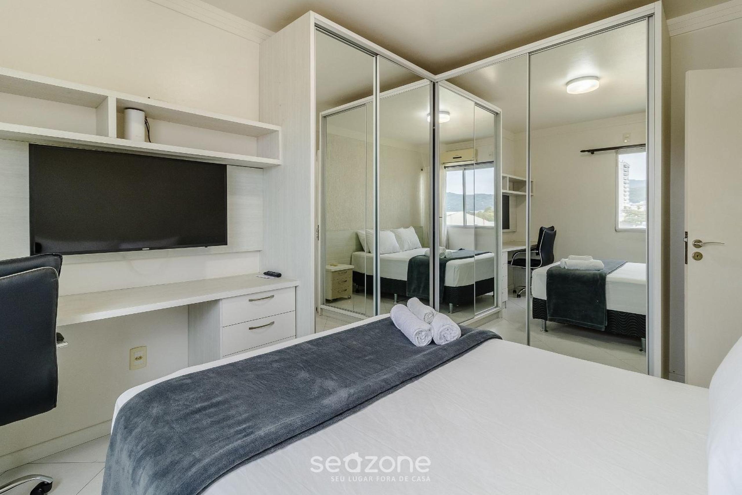 Complete apt w privileged location Floripa CSU0402