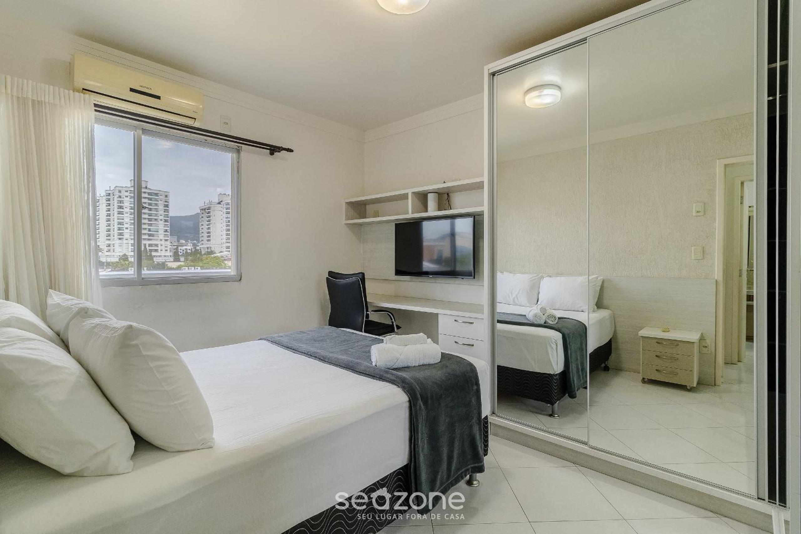 Complete apt w privileged location Floripa CSU0402