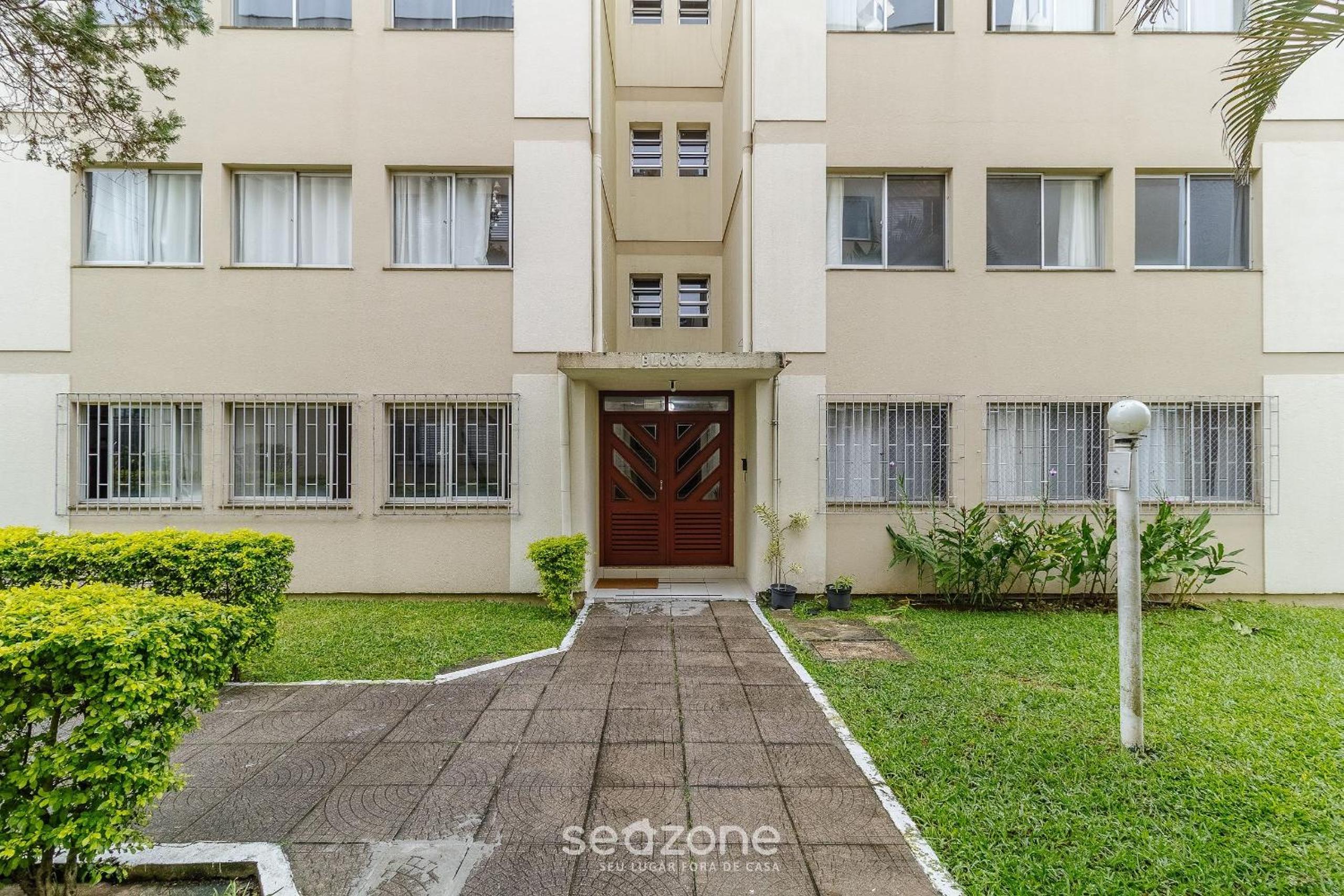Complete apt w privileged location Floripa CSU0402
