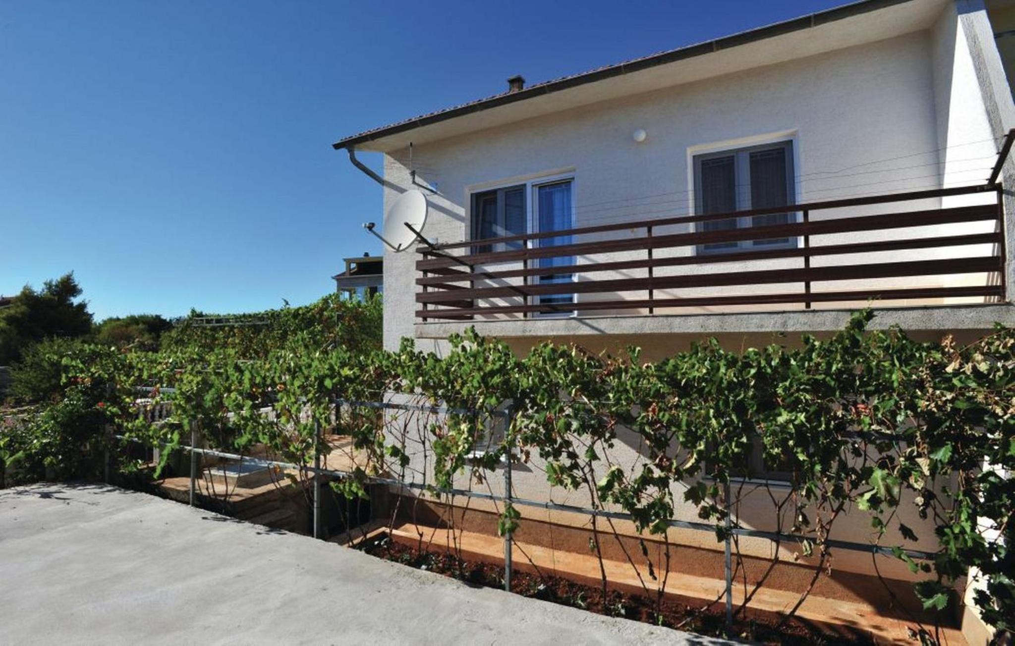 Apartment Bougainvillea