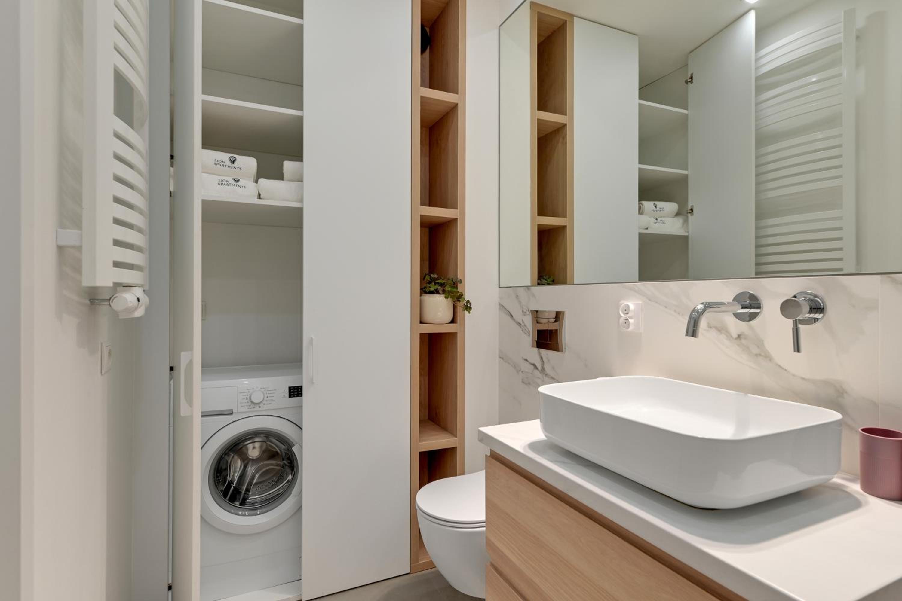 Nadmorze Seaside Apartment with Parking by Lion Apartments