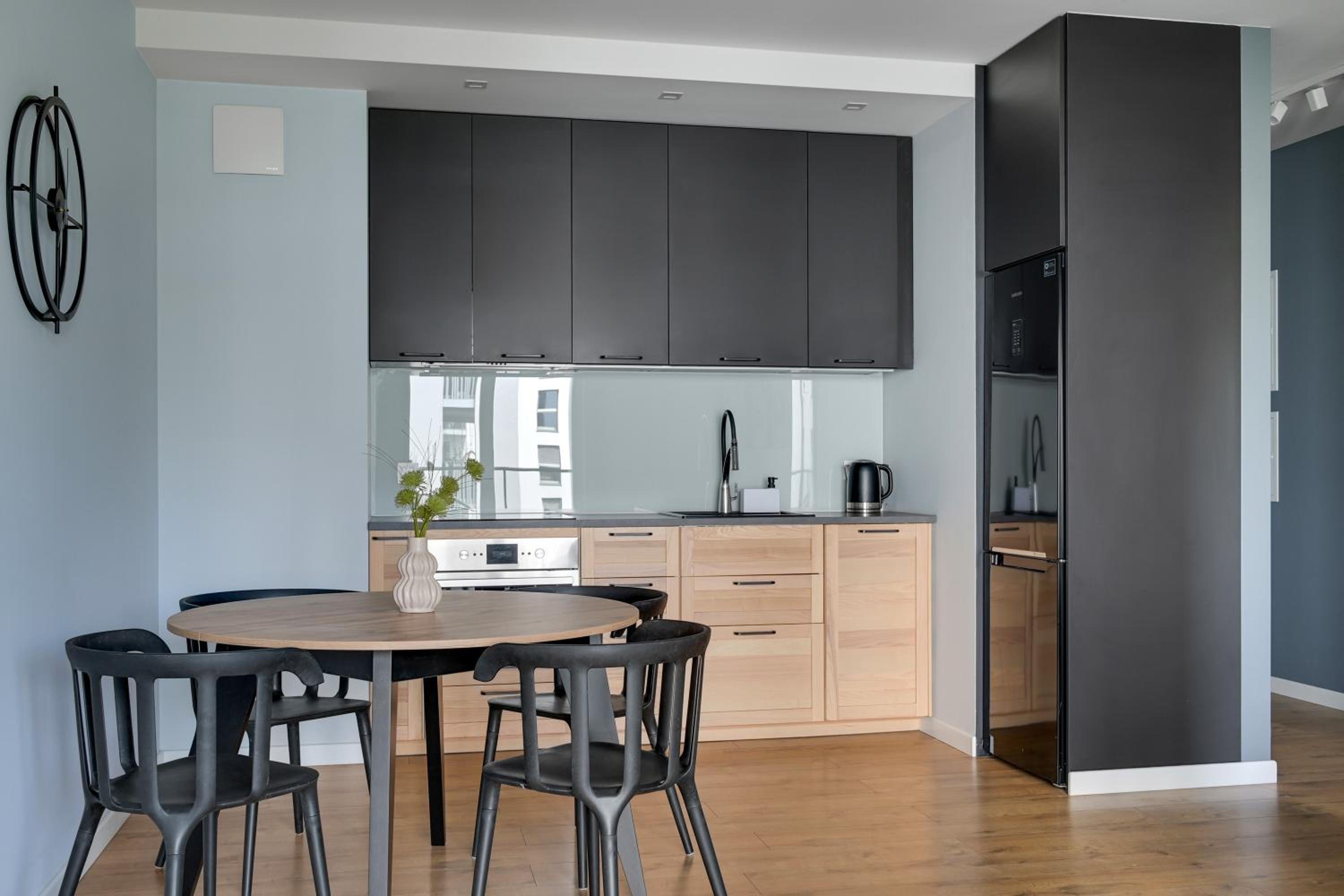 Nadmorze Seaside Apartment with Parking by Lion Apartments