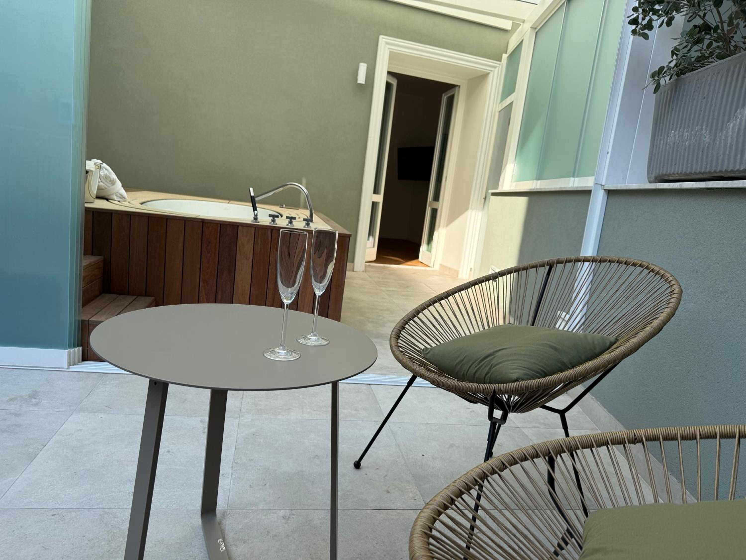HrD Luxury Rooms