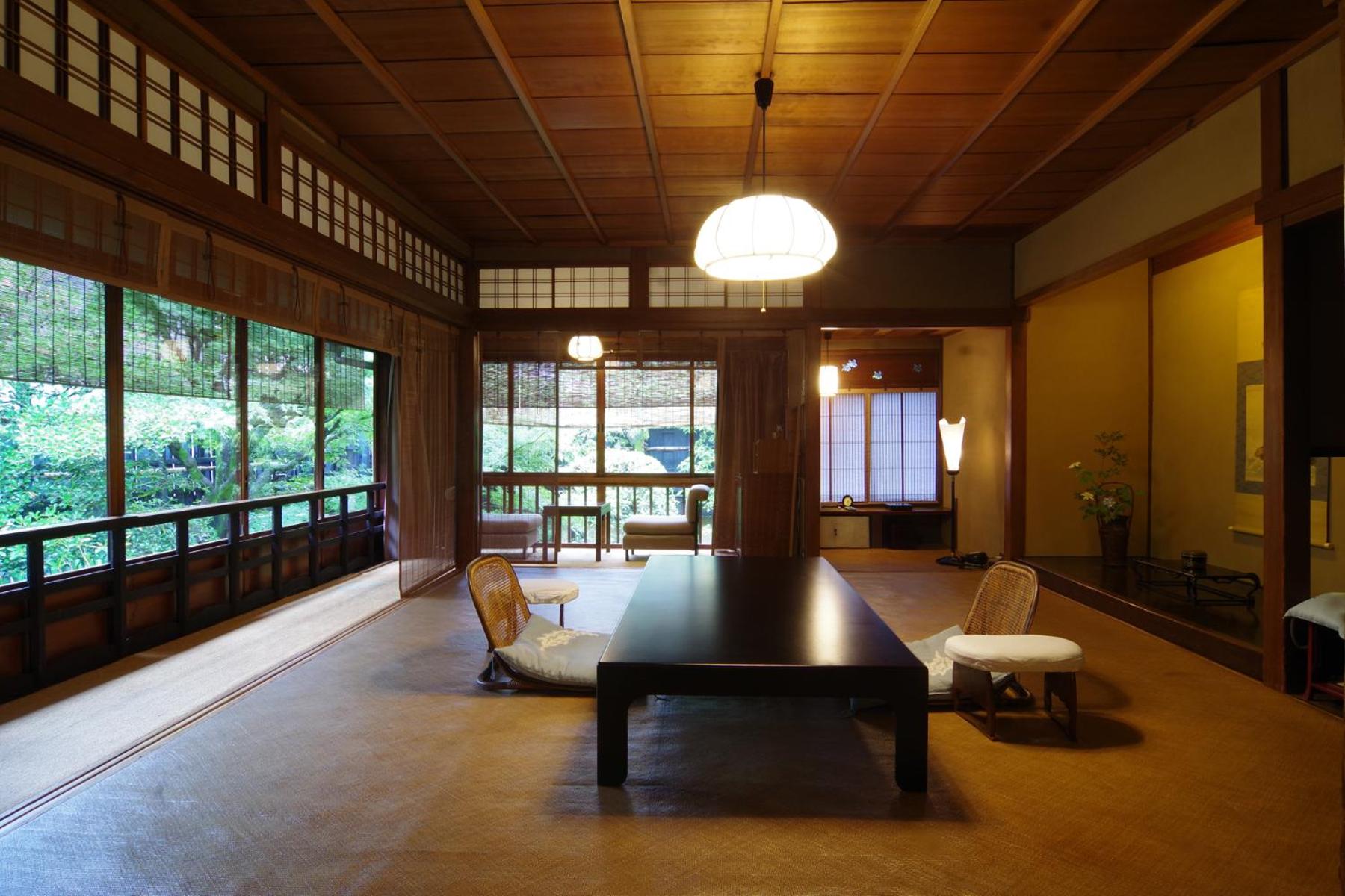 Hiiragiya