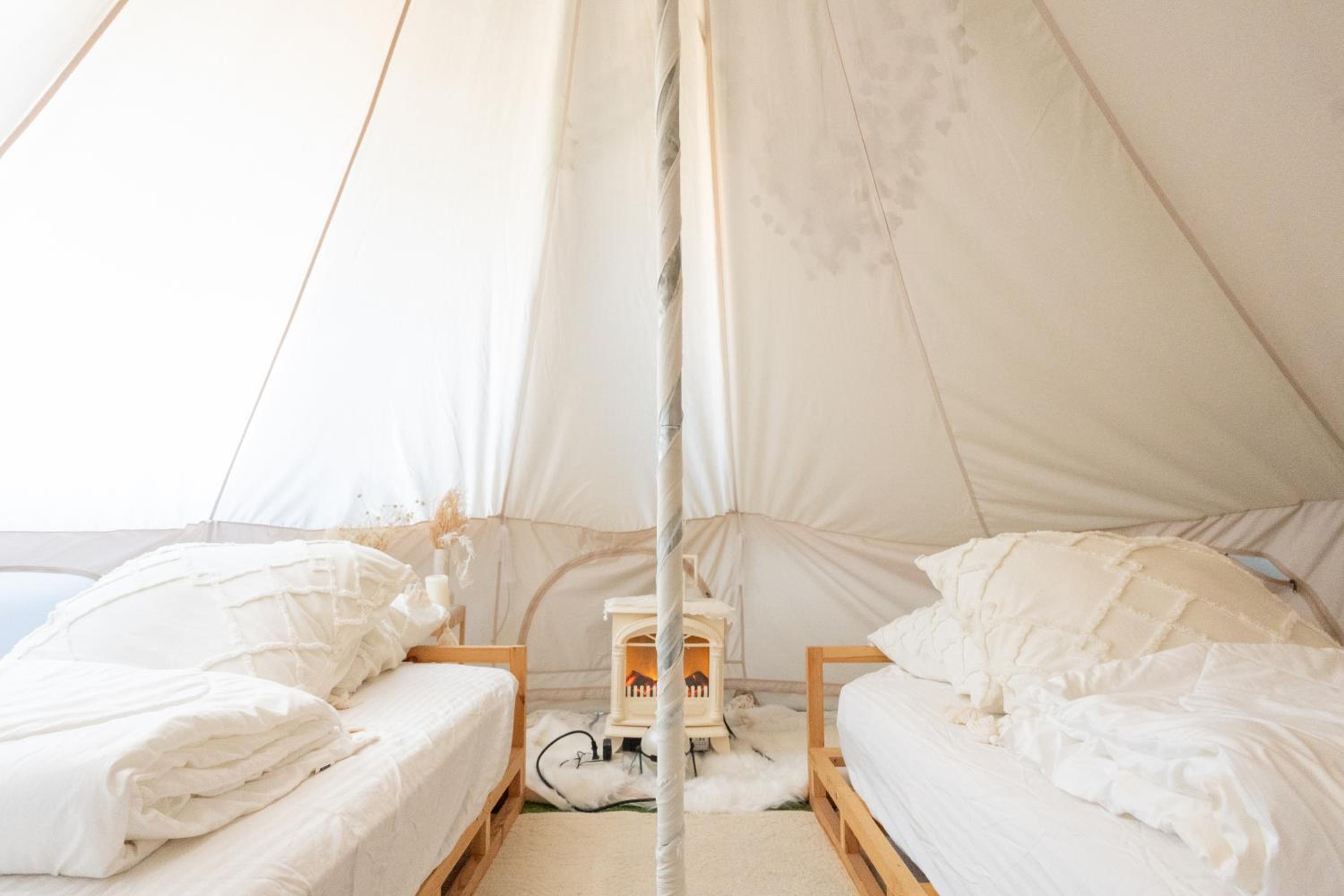 CREA BASE -Indoor Glamping Retreat-