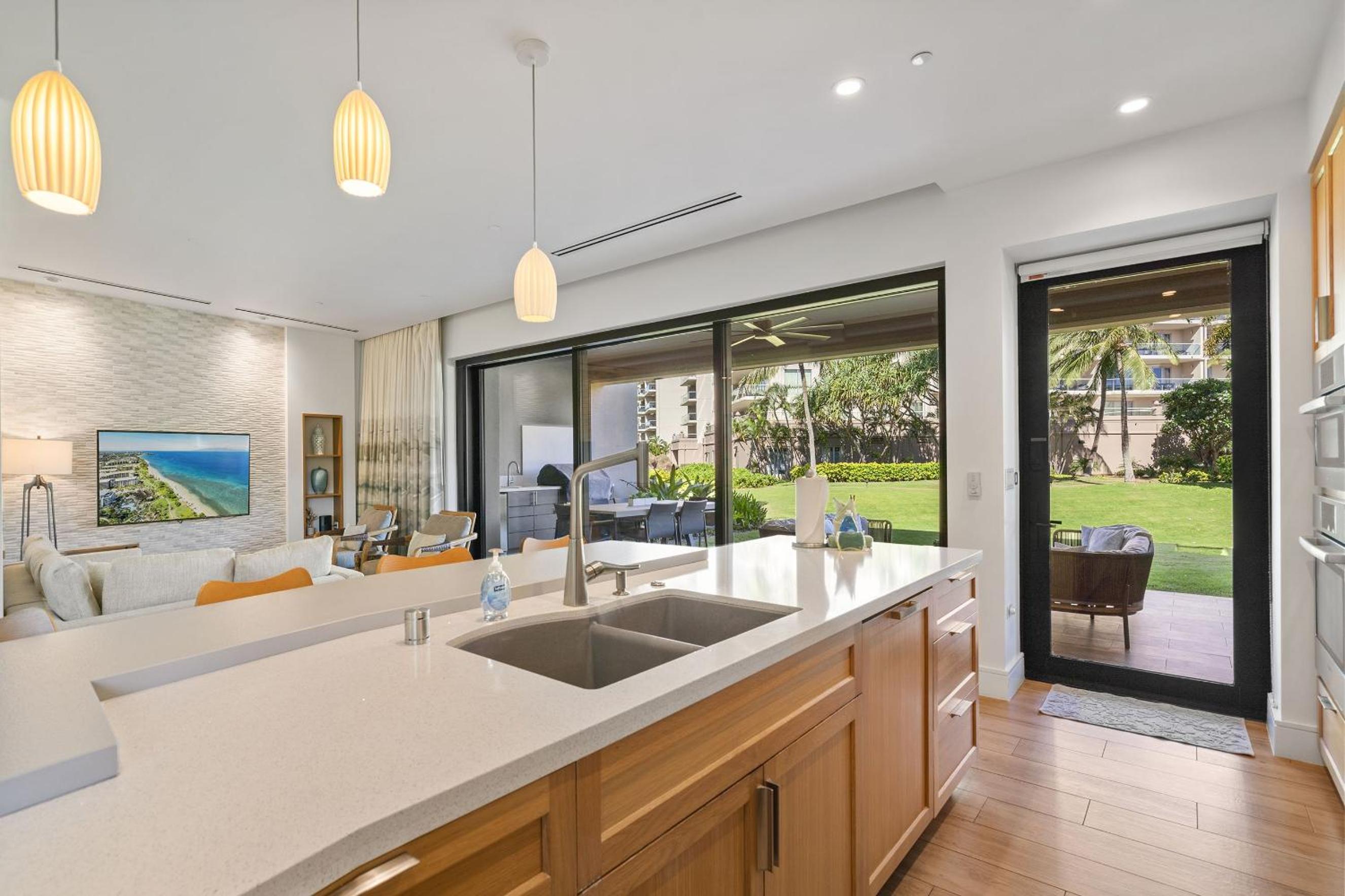 Honua Kai Luana Garden Villas 7B - Luxurious Ground Level, Private Lanai & BBQ