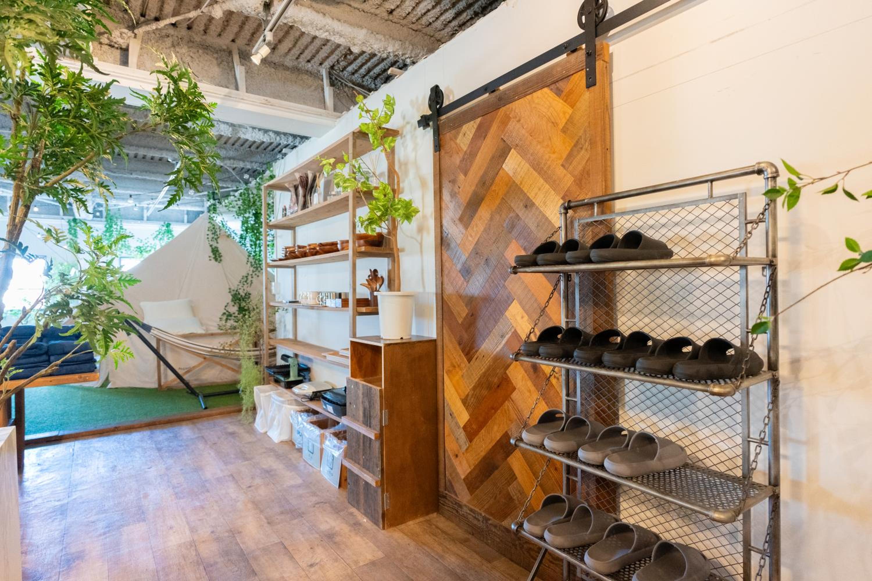 CREA BASE -Indoor Glamping Retreat-