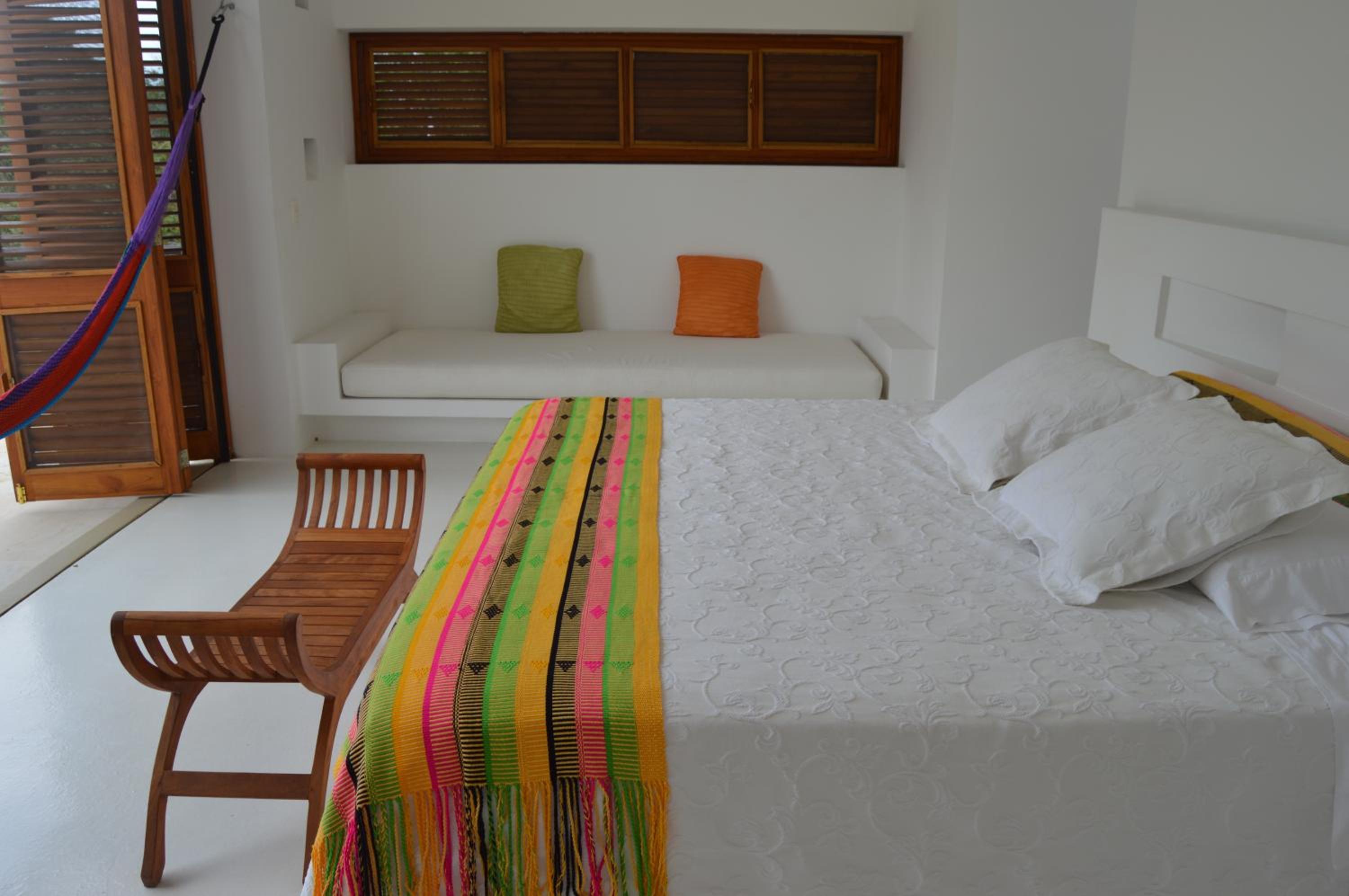 Casa Anapoima Kubik Aqua