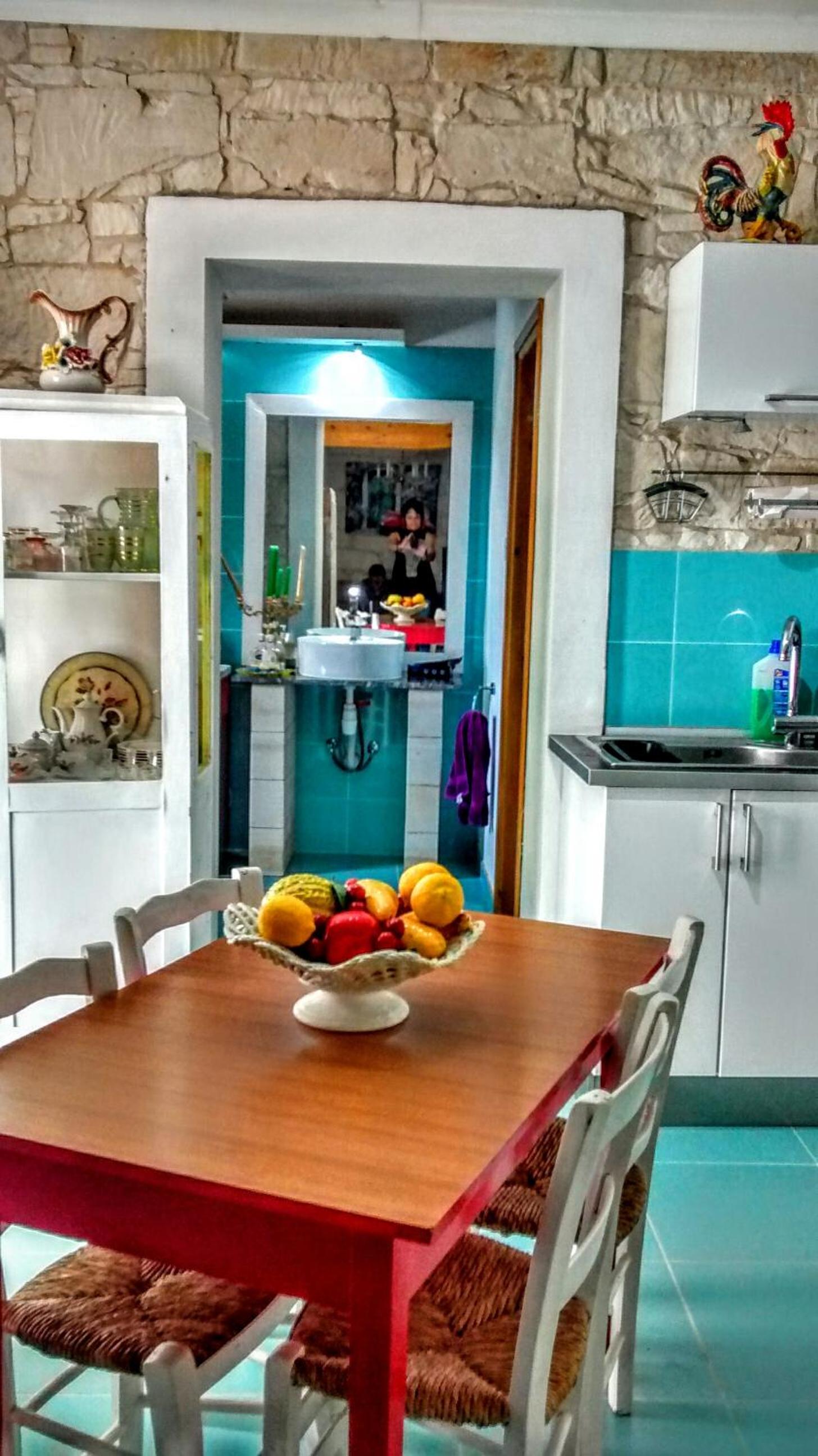 Tzionis Holidays Stonehouse