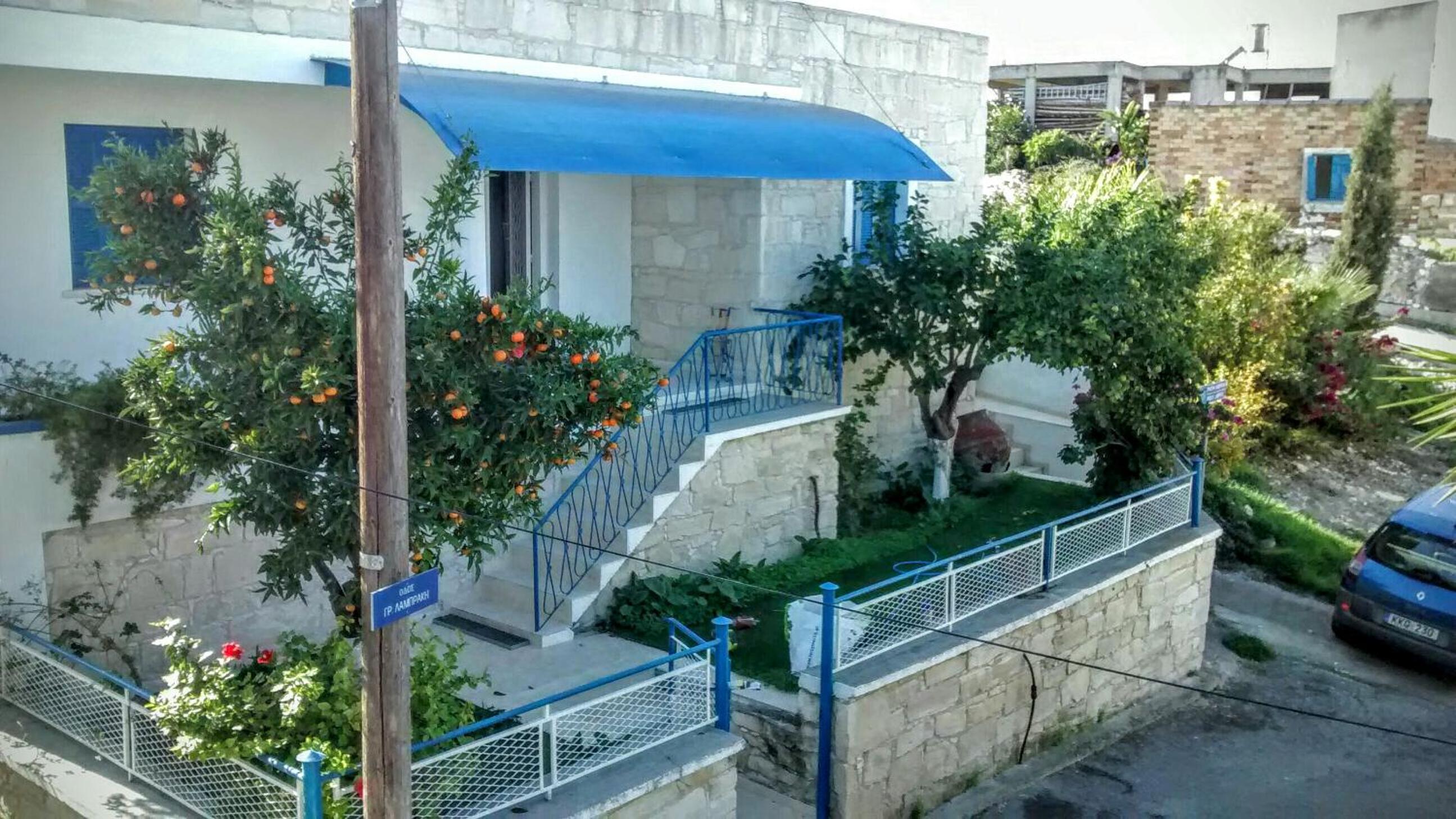 Tzionis Holidays Stonehouse