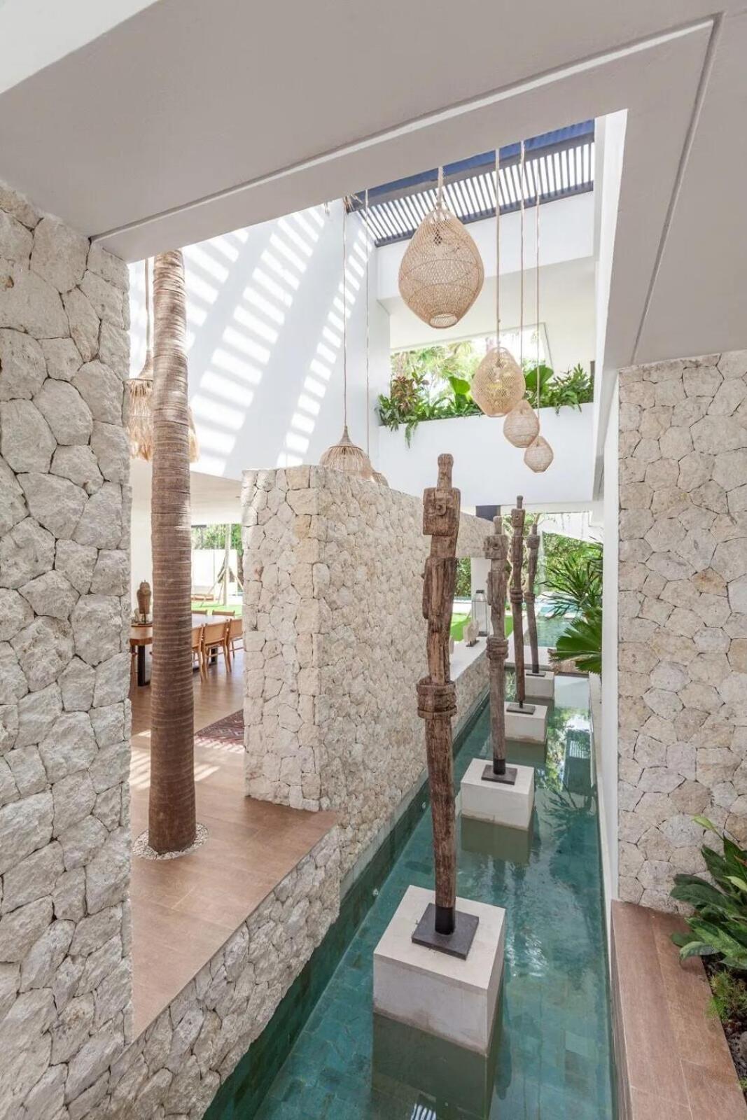 Villa Zeno Arete Pererenan 6 Bedroom , Ice Bath, Sauna and Gym