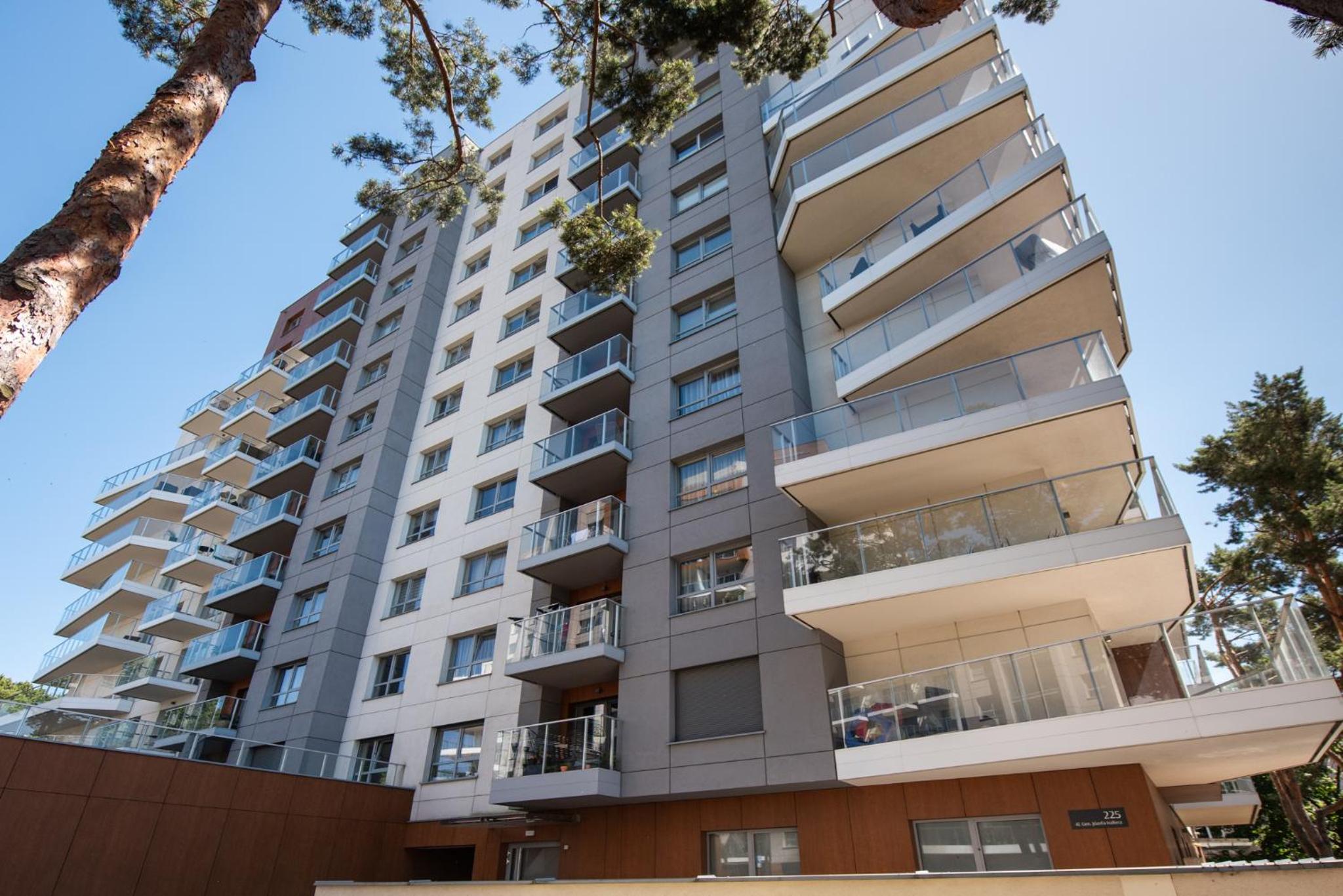 Seaside Apartments Baltica Tower with Gym, Sauna & Parking