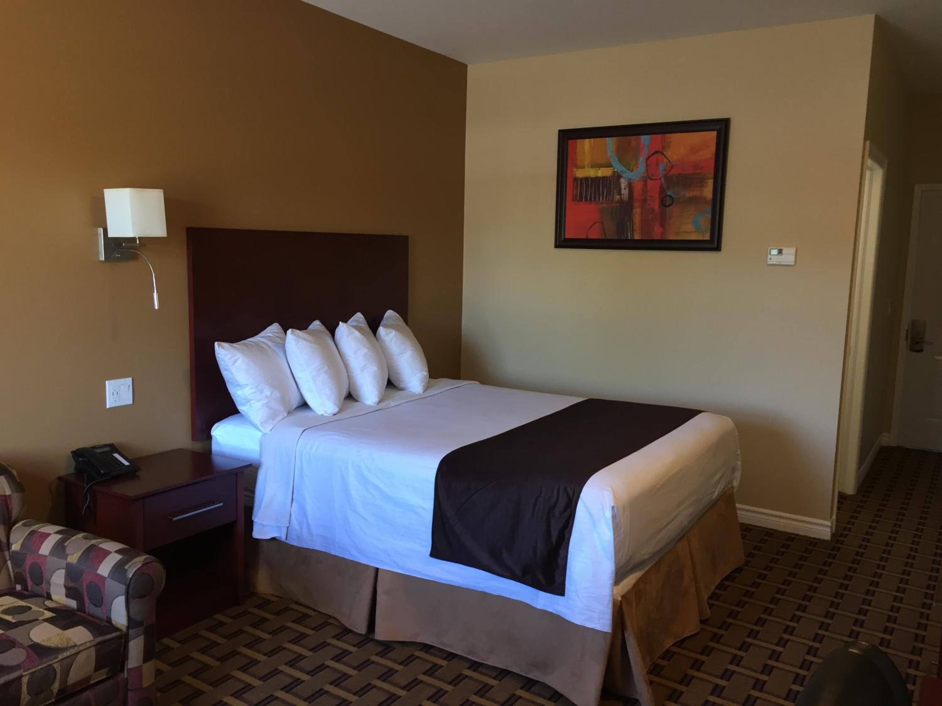 Fox Motor Inn