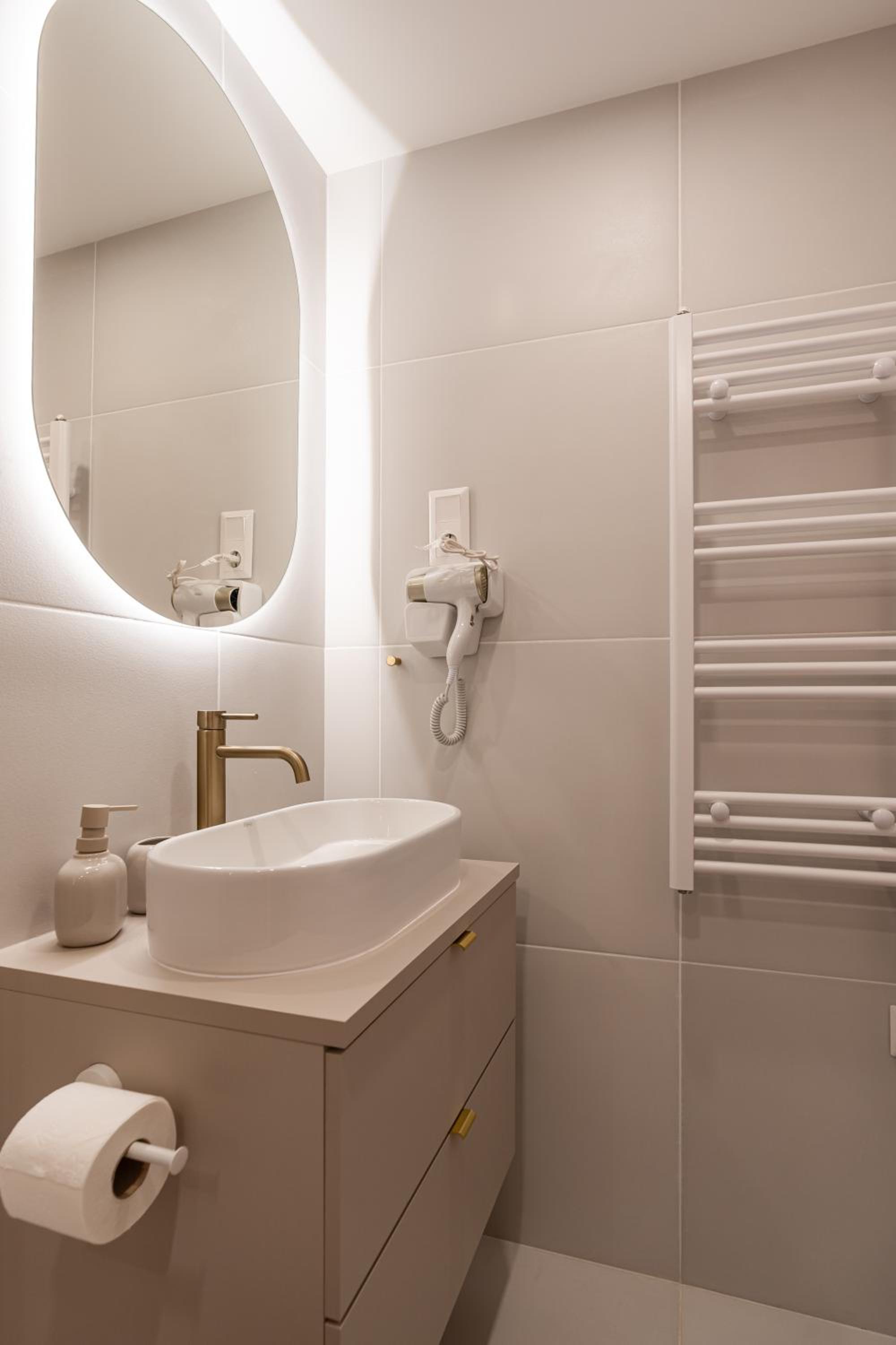 Asbóth Boutique Suites, Best Location by BQA