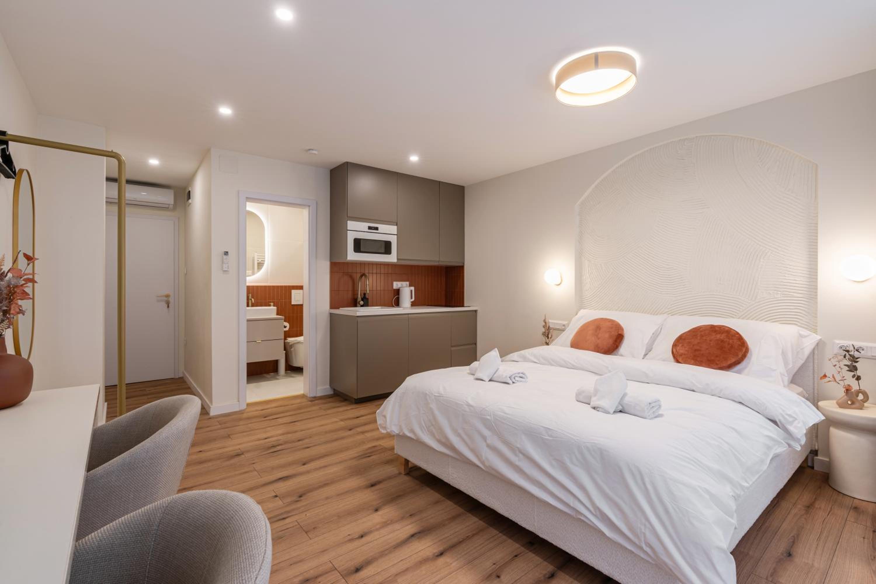 Asbóth Boutique Suites, Best Location by BQA
