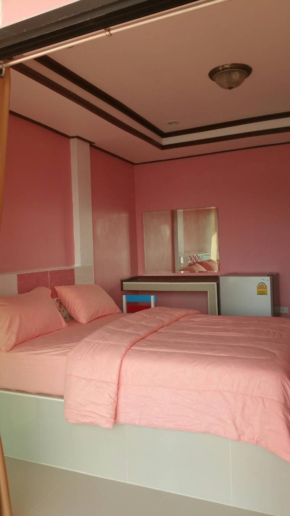 Ocean View Resort - Koh Sichang