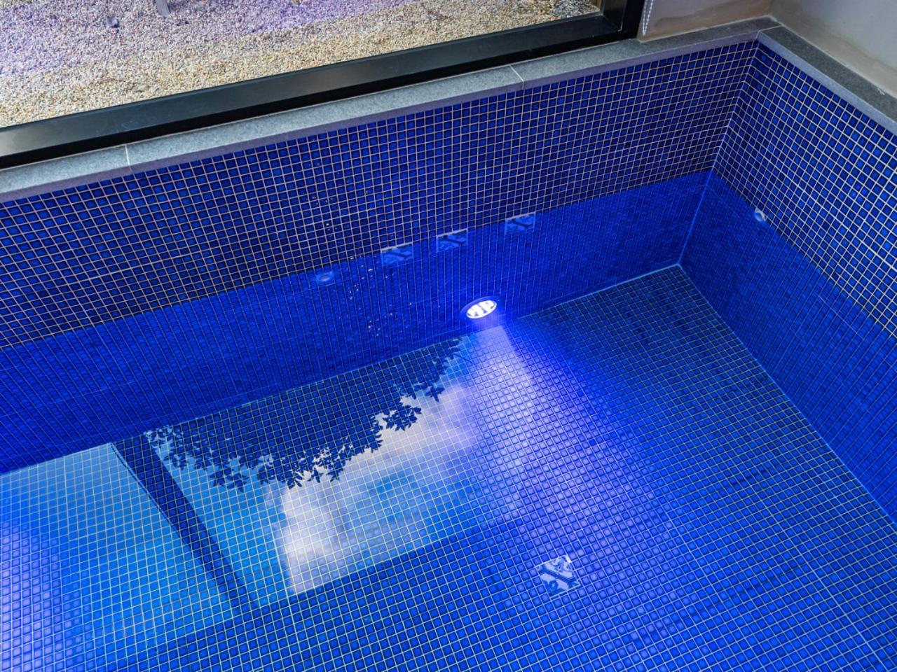 Jeju Dodu Tropical Premium Pool Villa