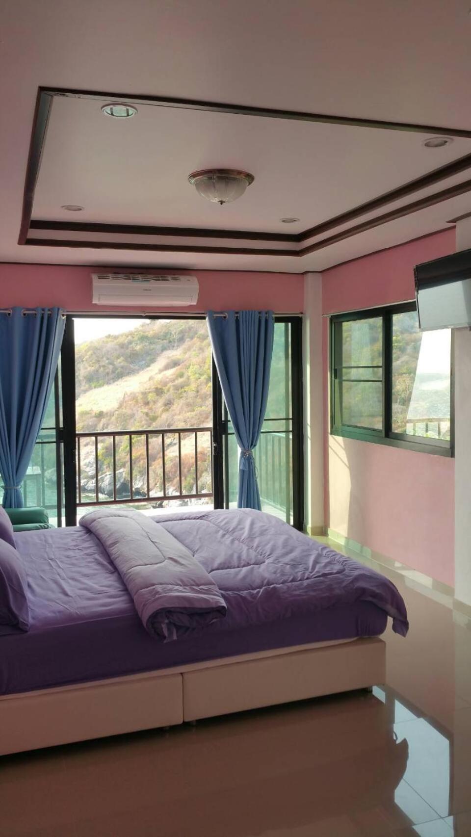 Ocean View Resort - Koh Sichang
