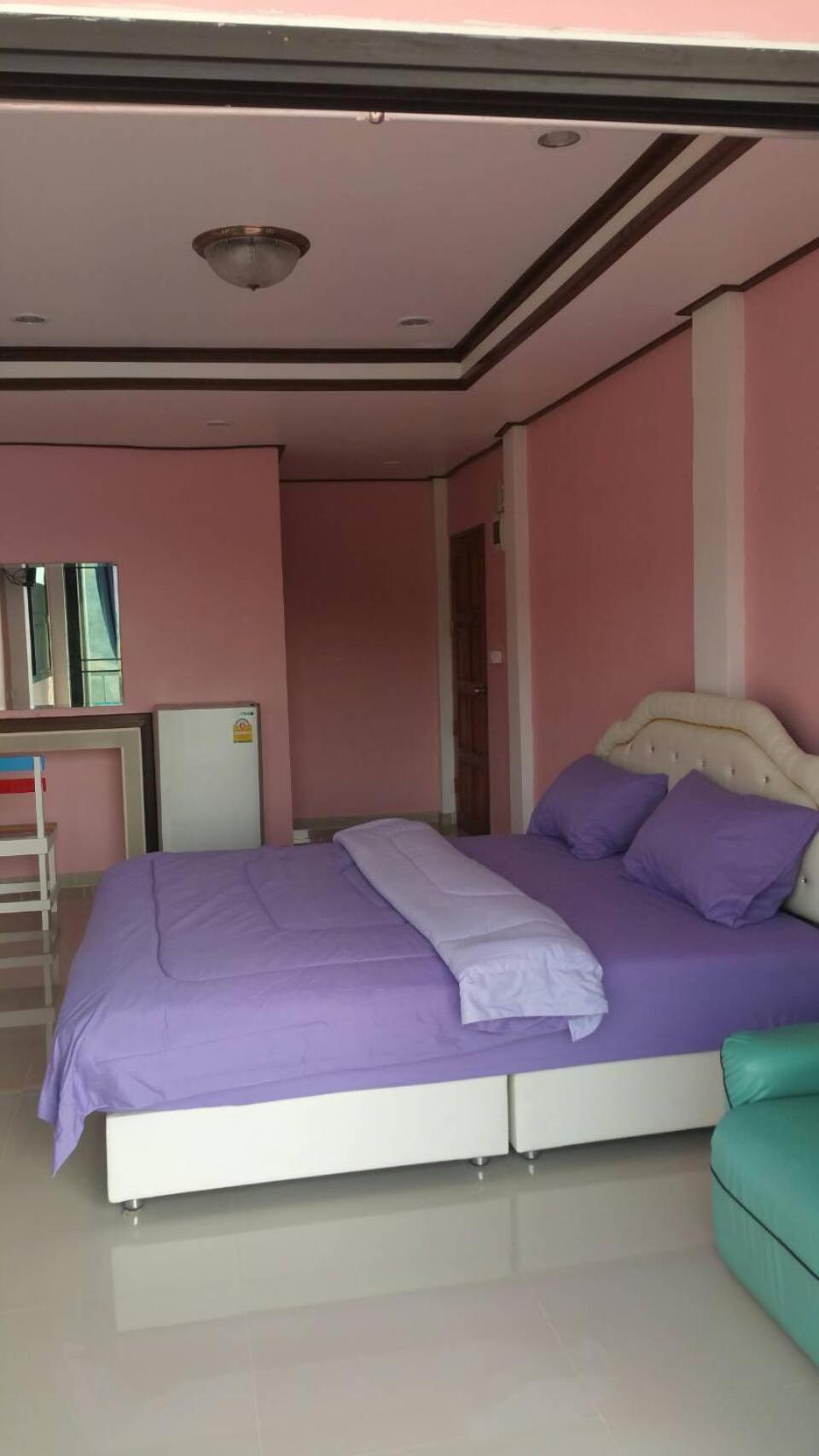 Ocean View Resort - Koh Sichang