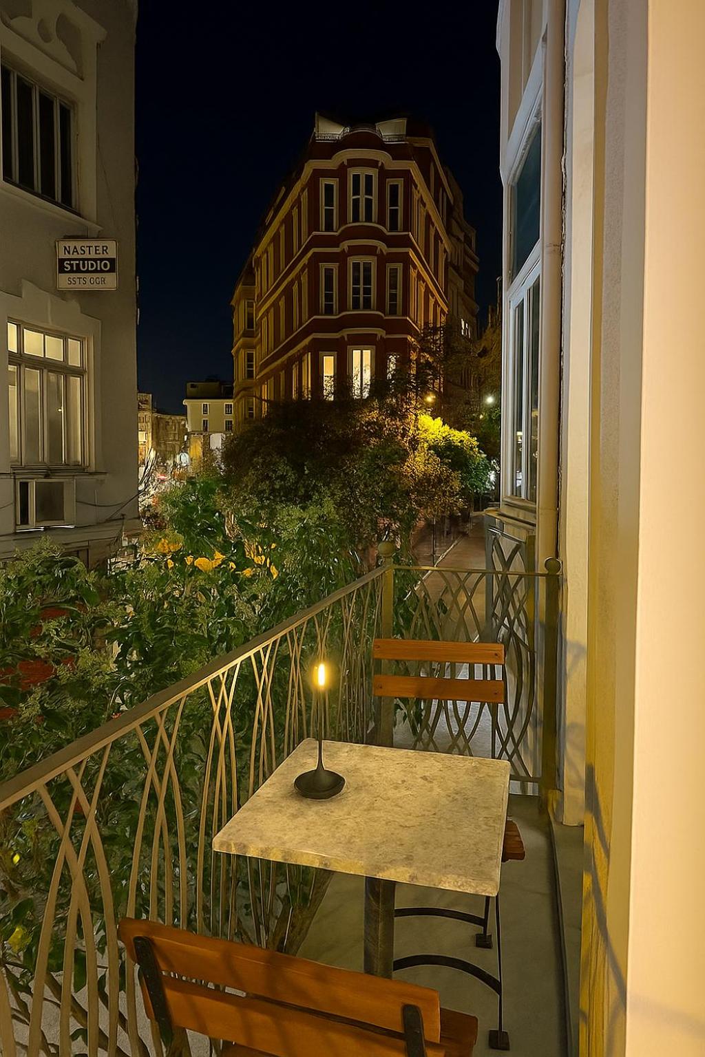 Essa Pera Boutique Galata