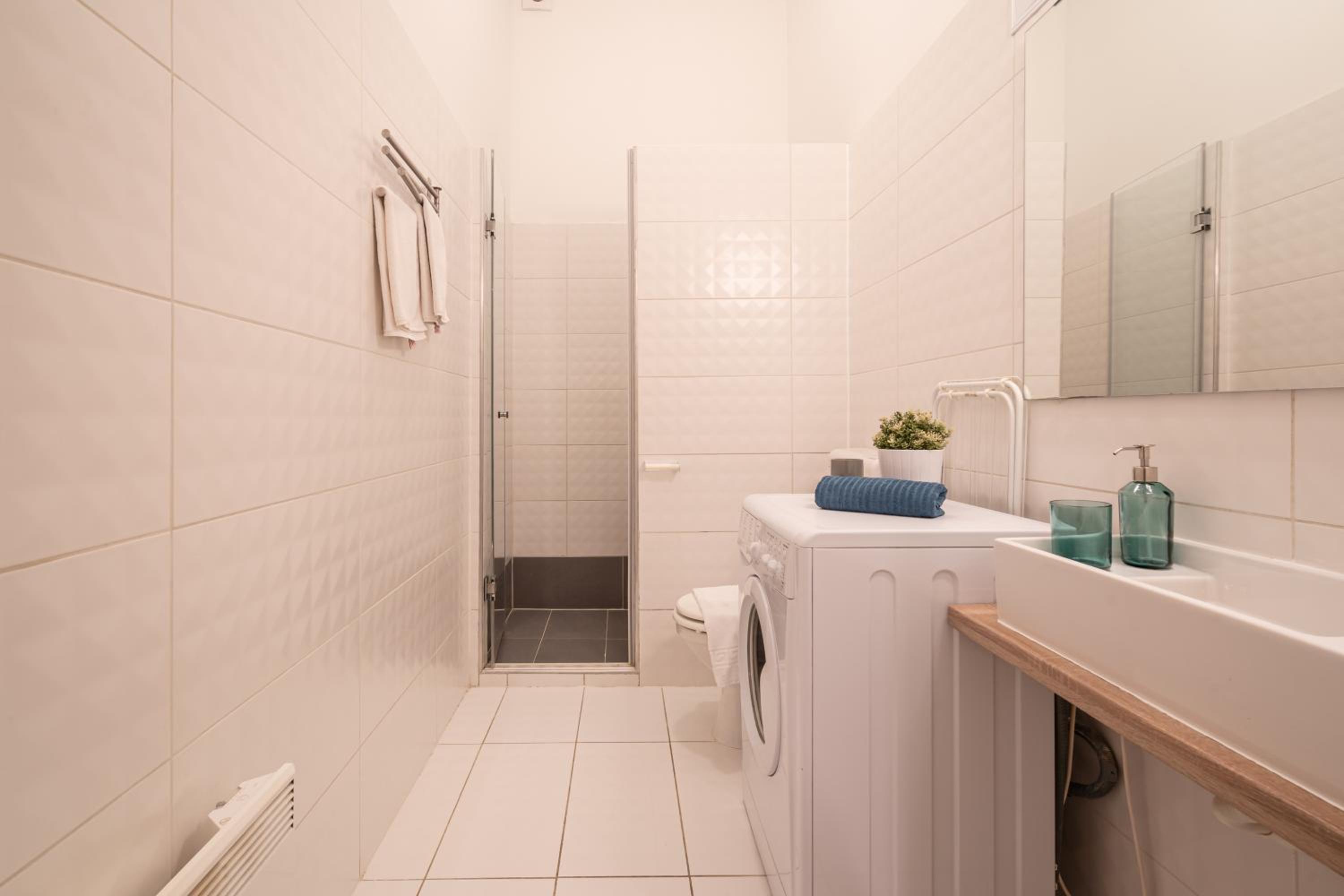A20- BP Modern Boutique Apartments