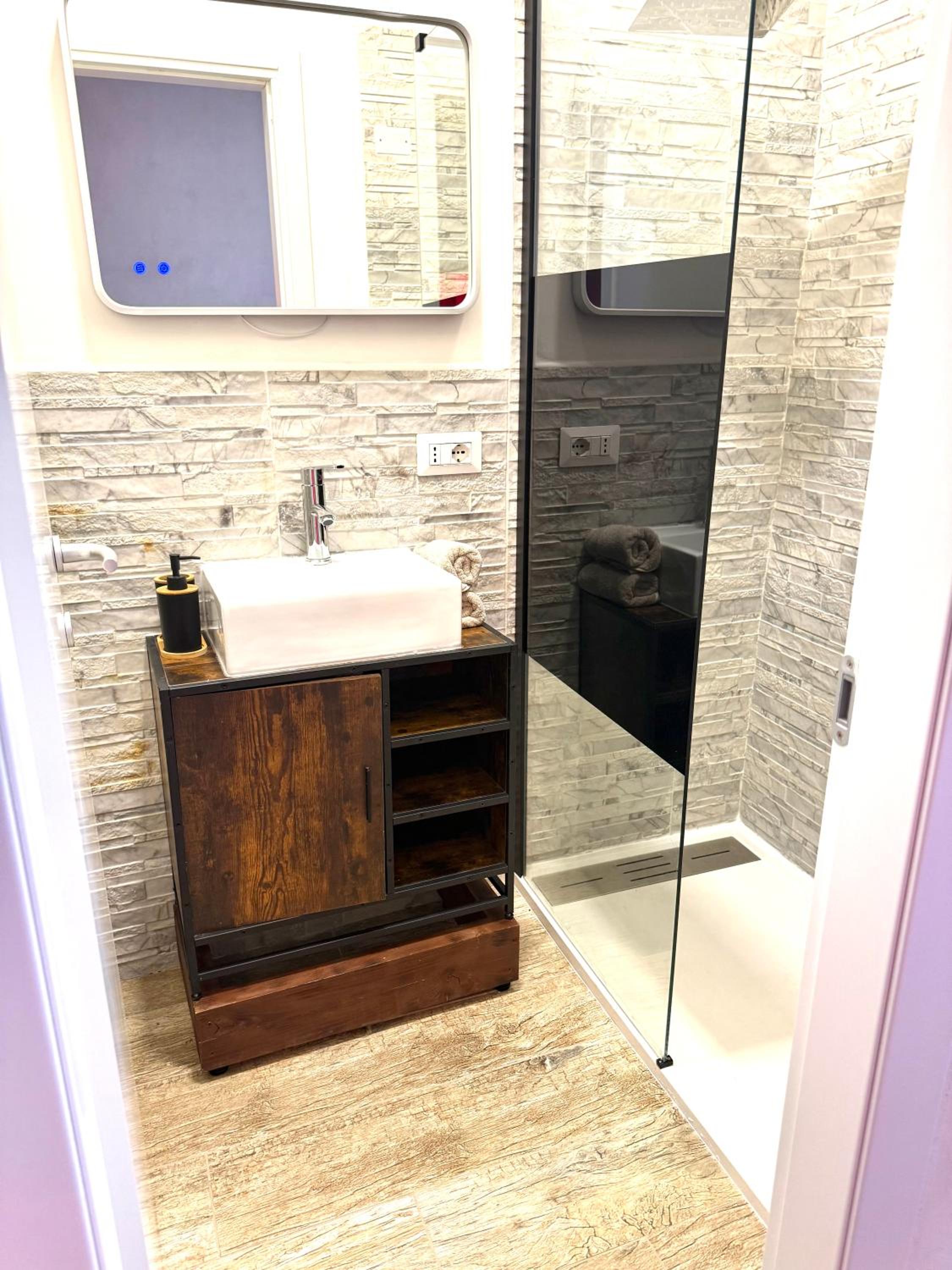 Qt suite & luxury
