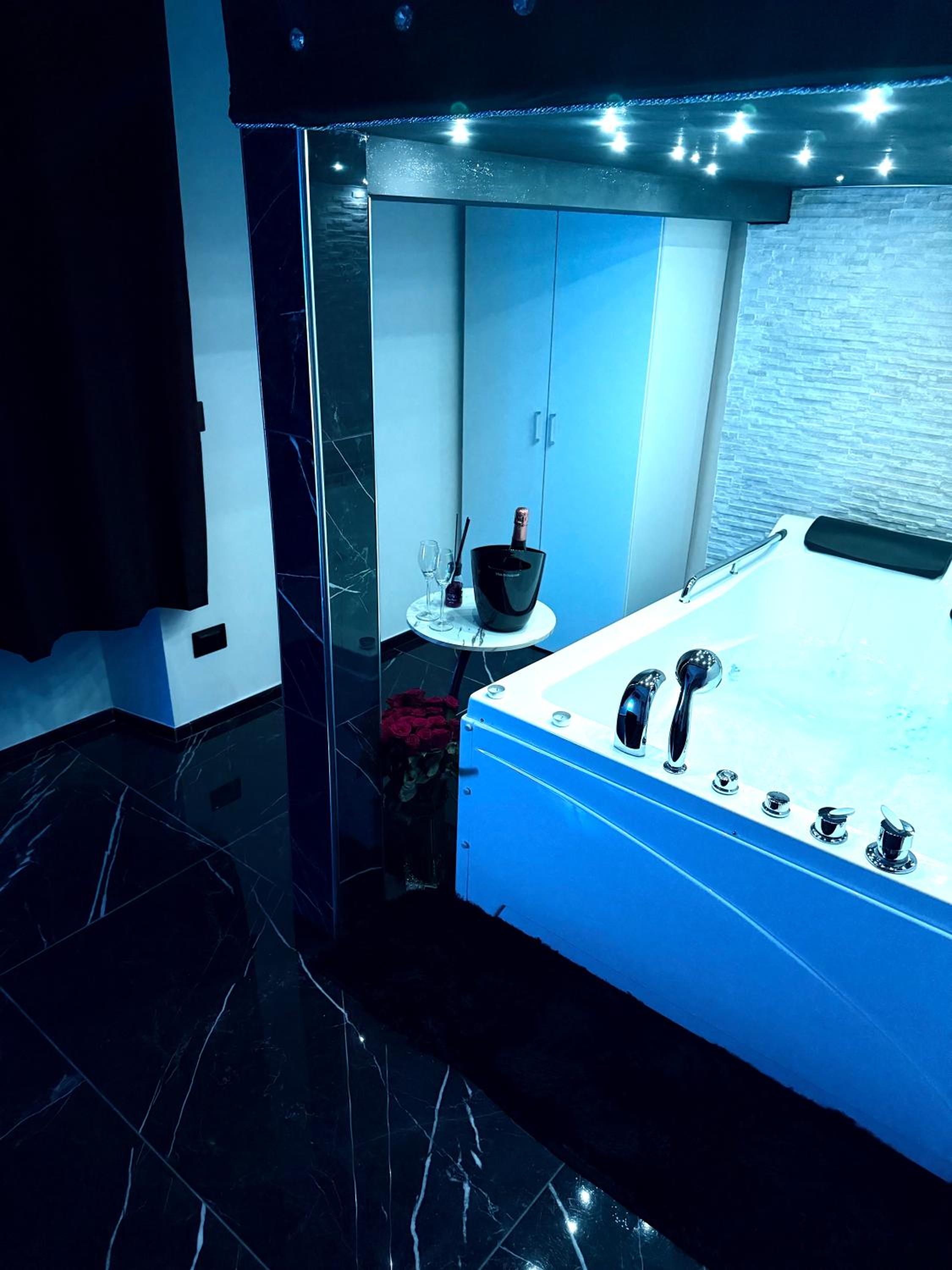 Qt suite & luxury