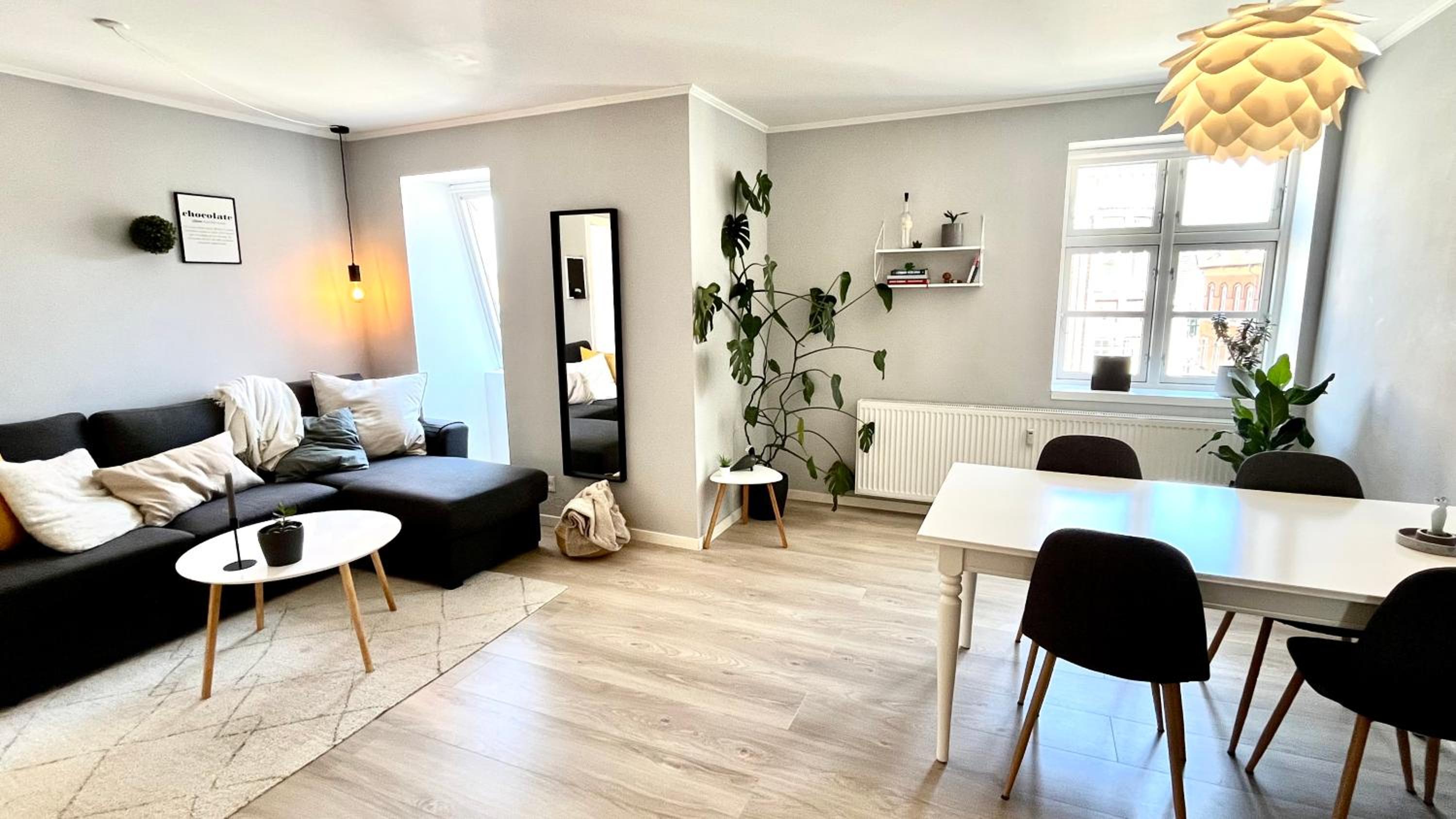 Apartment Alma - Cosy Stay in Aalborg C