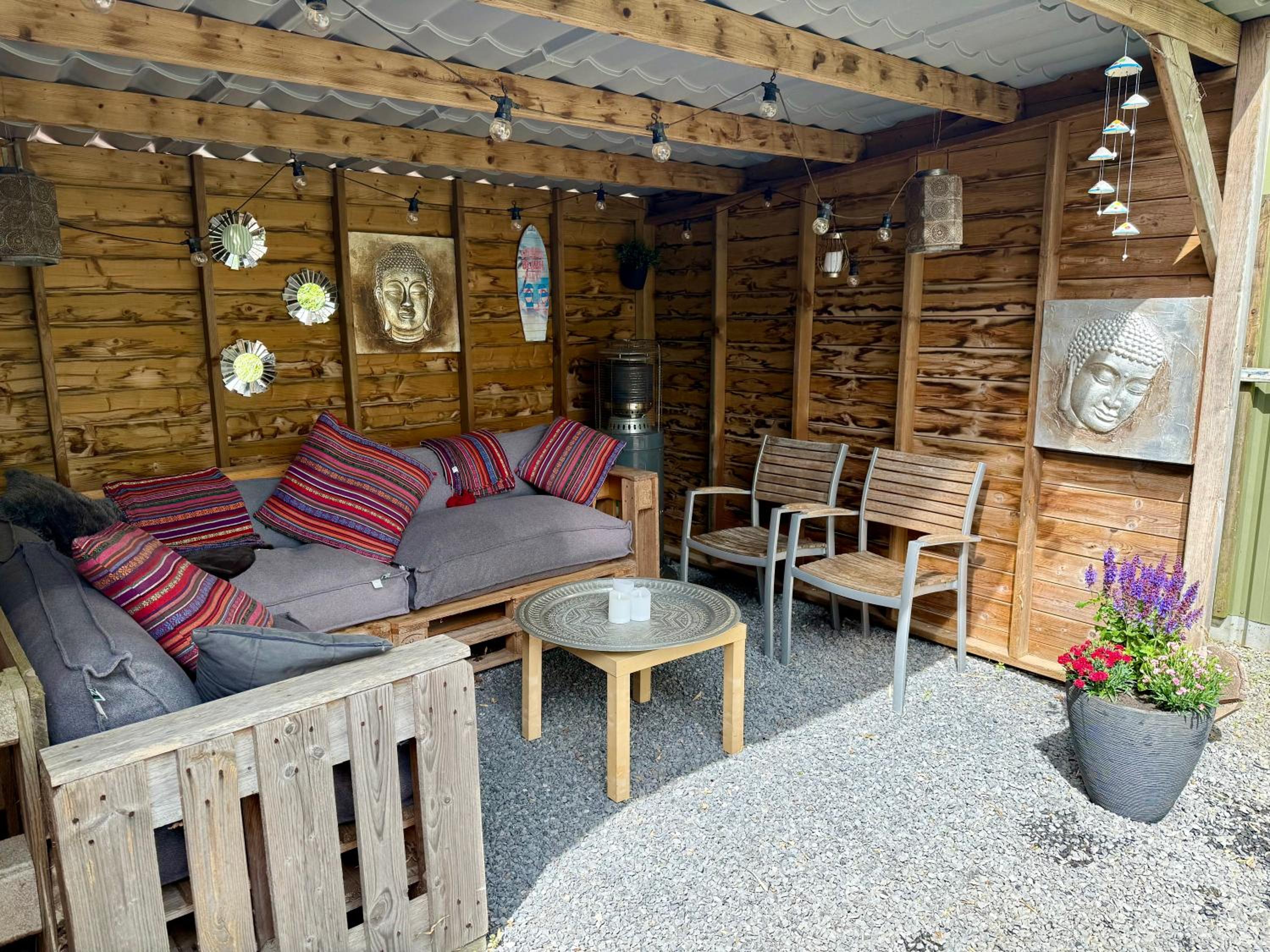 Holiday Home de Binnengouw incl Hottub