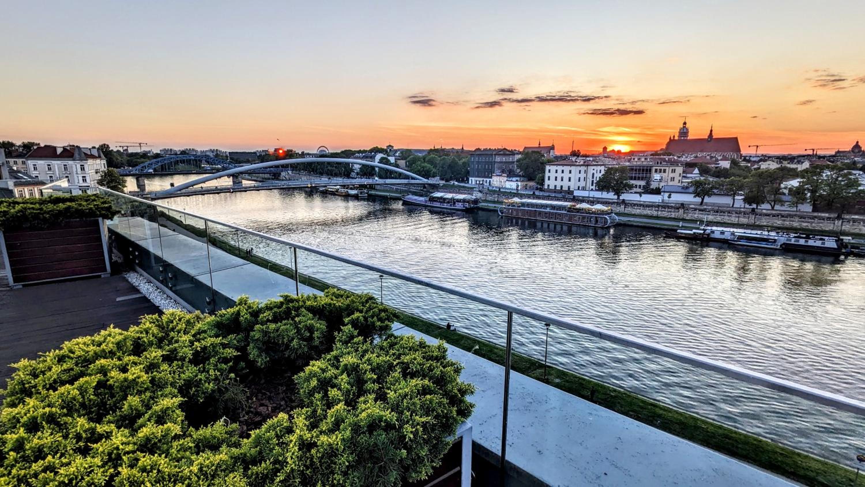 Kaszmir Sky Apartment by Vistula River