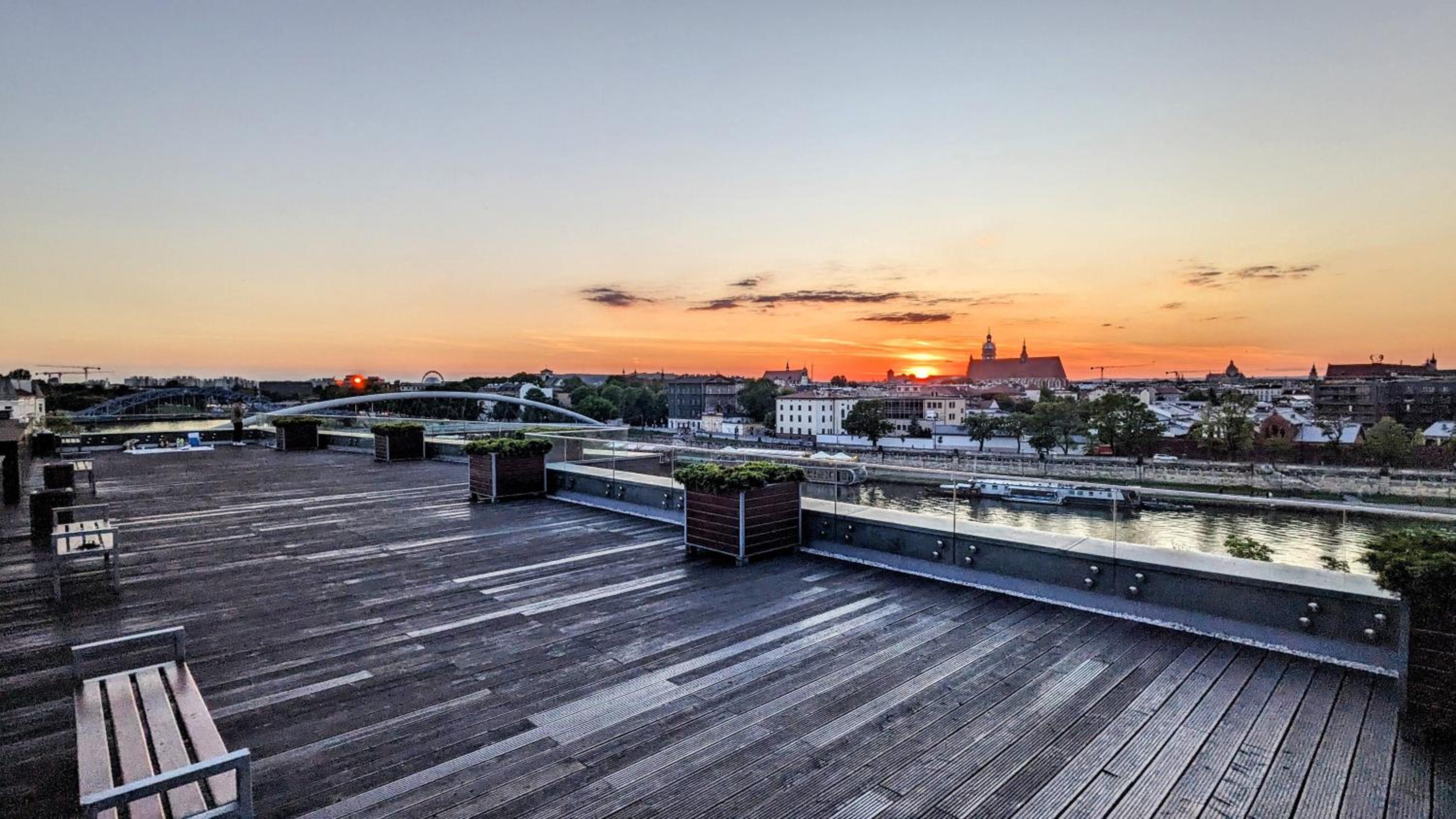 Kaszmir Sky Apartment by Vistula River